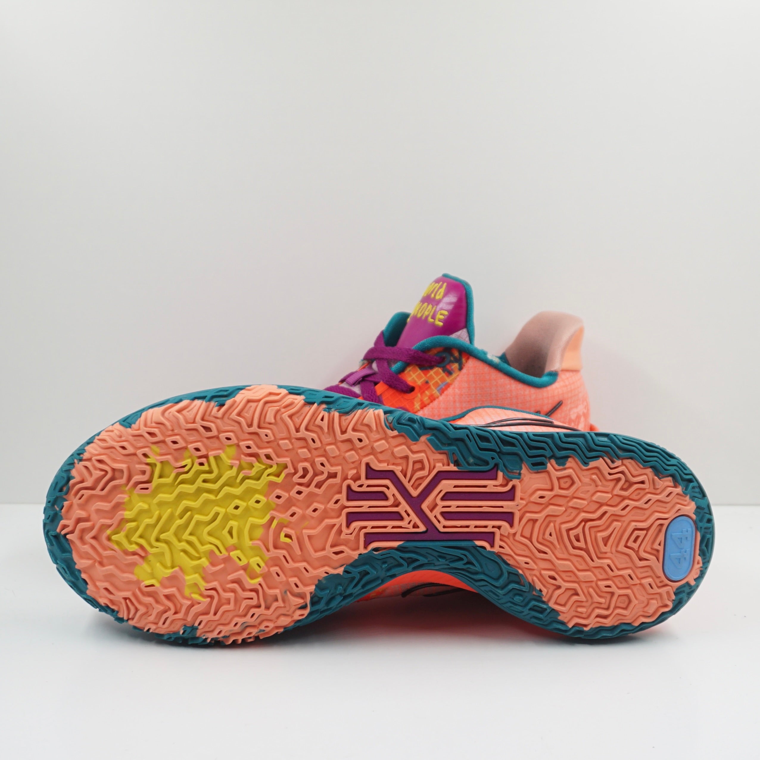 Nike Kyrie 4 Low Bright Crimson Aquatone