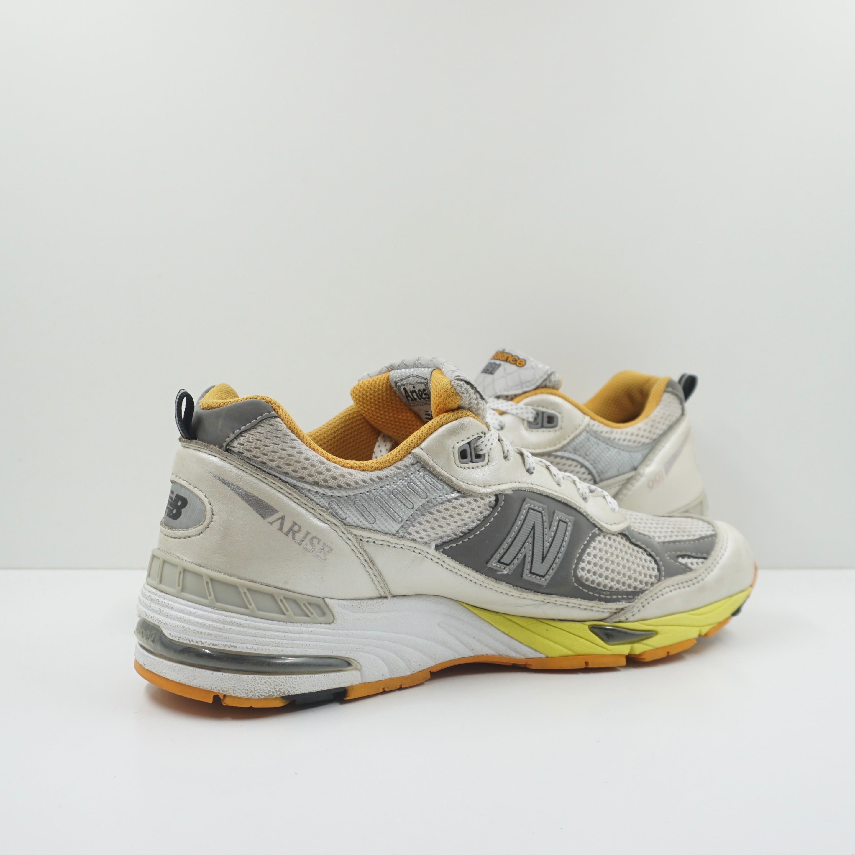 New Balance 991 Aries Orange (W)