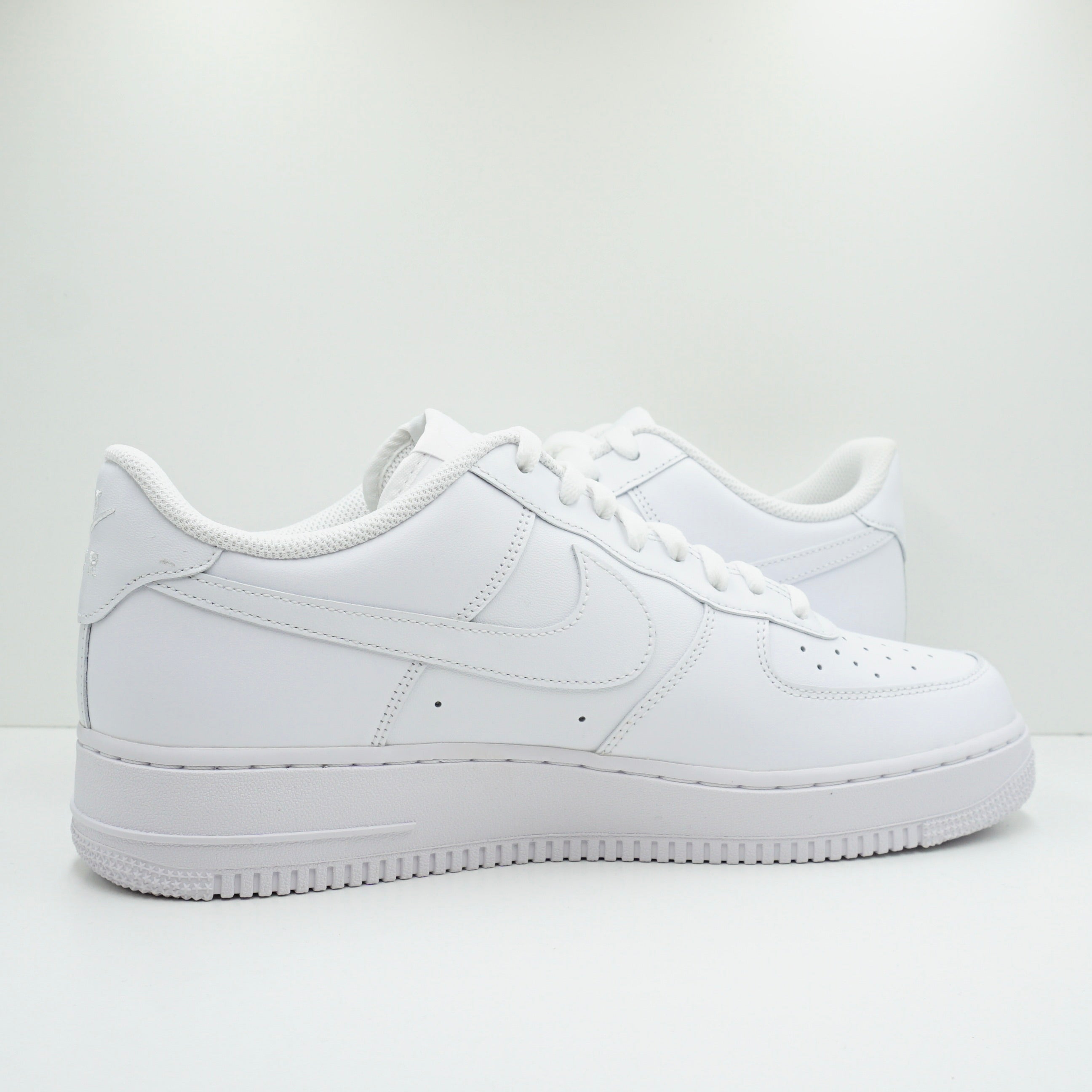 Nike Air Force 1 '07 Triple White (2025)