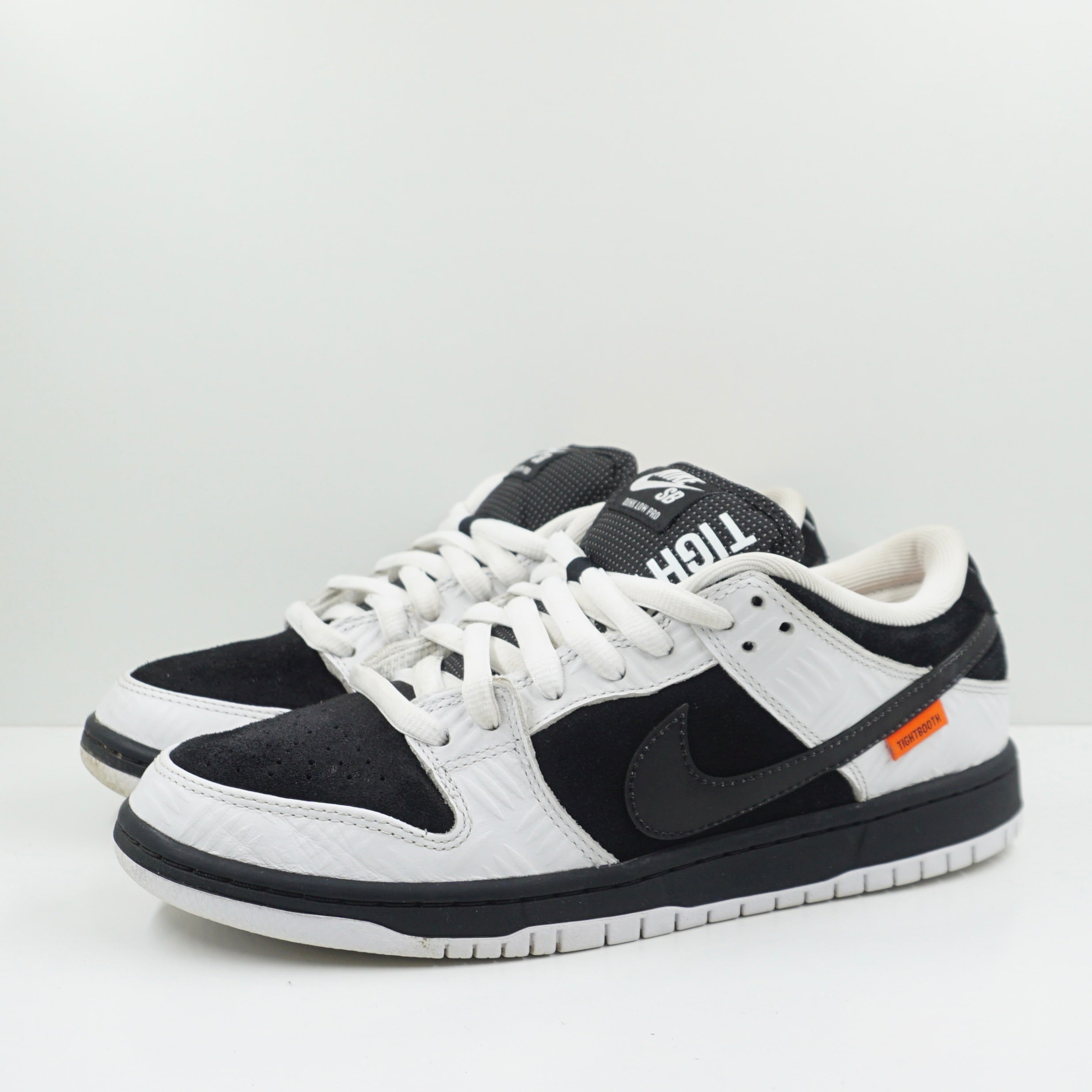 Nike SB Dunk Low TIGHTBOOTH