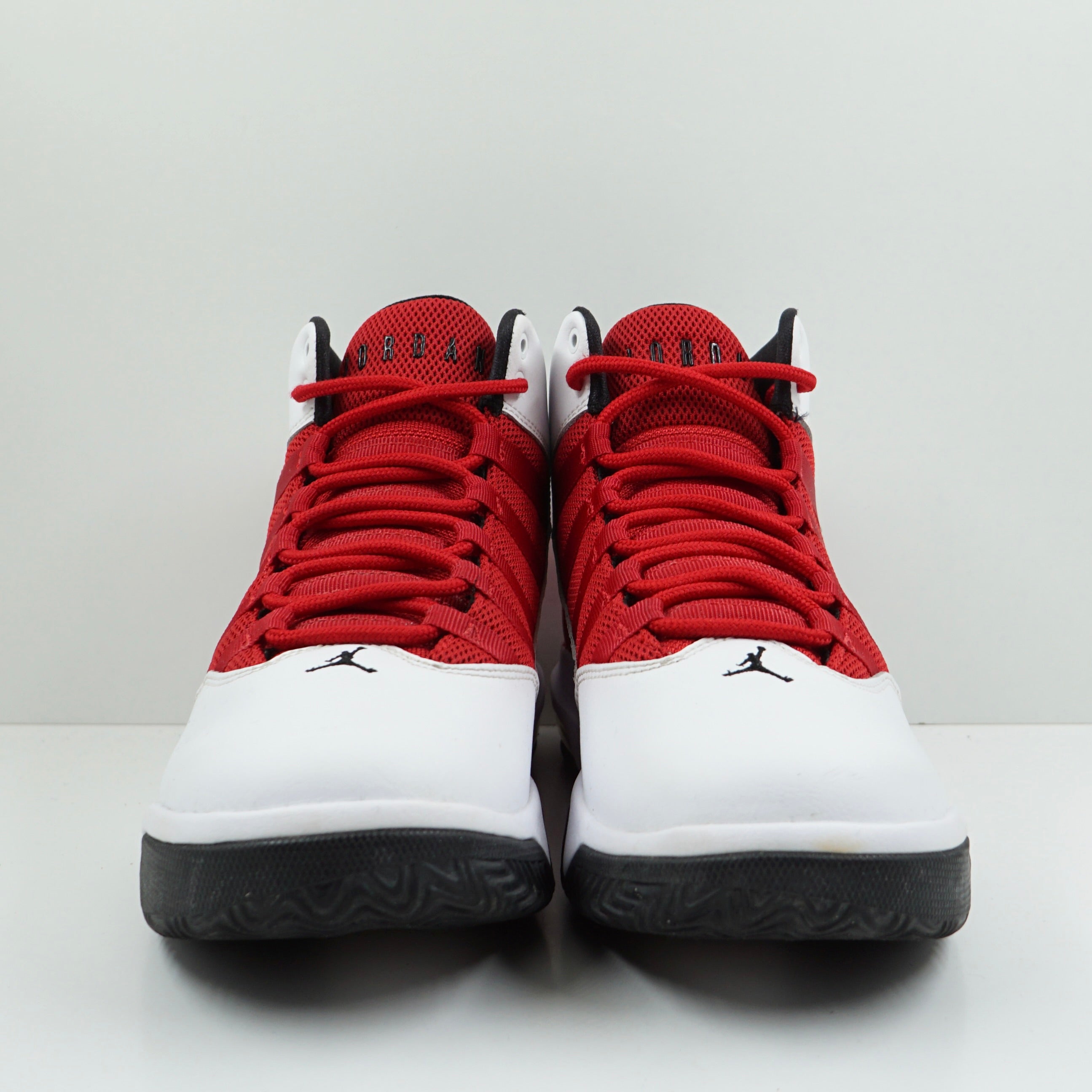 Jordan Max Aura White Gym Red (GS)