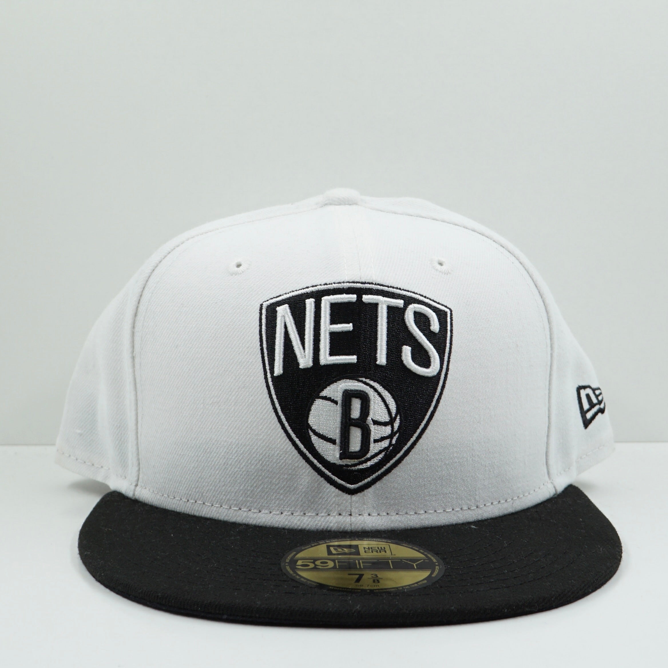 New Era Brooklyn Nets White Black Fitted Cap