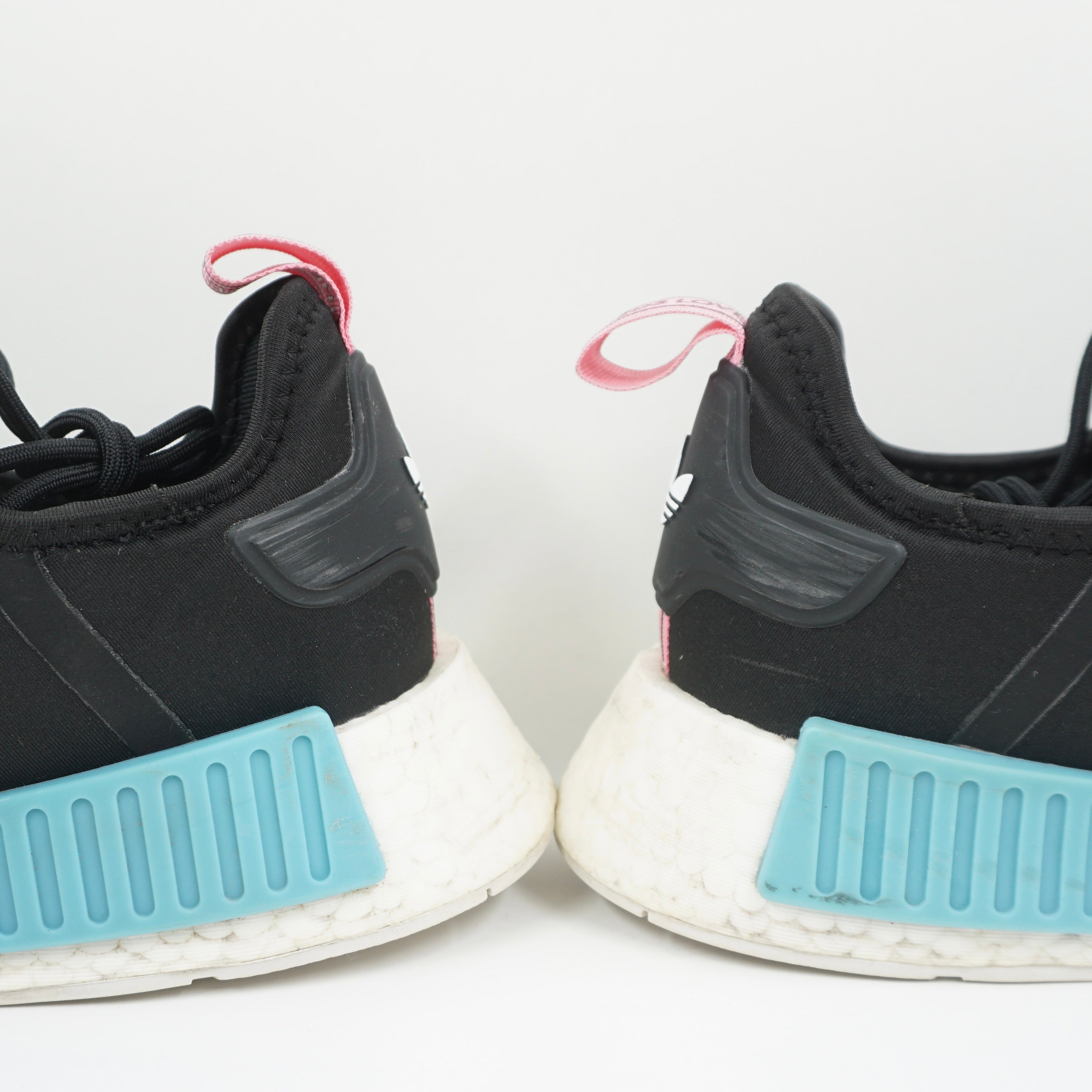 Adidas NMD R1 x Andre Saraiva