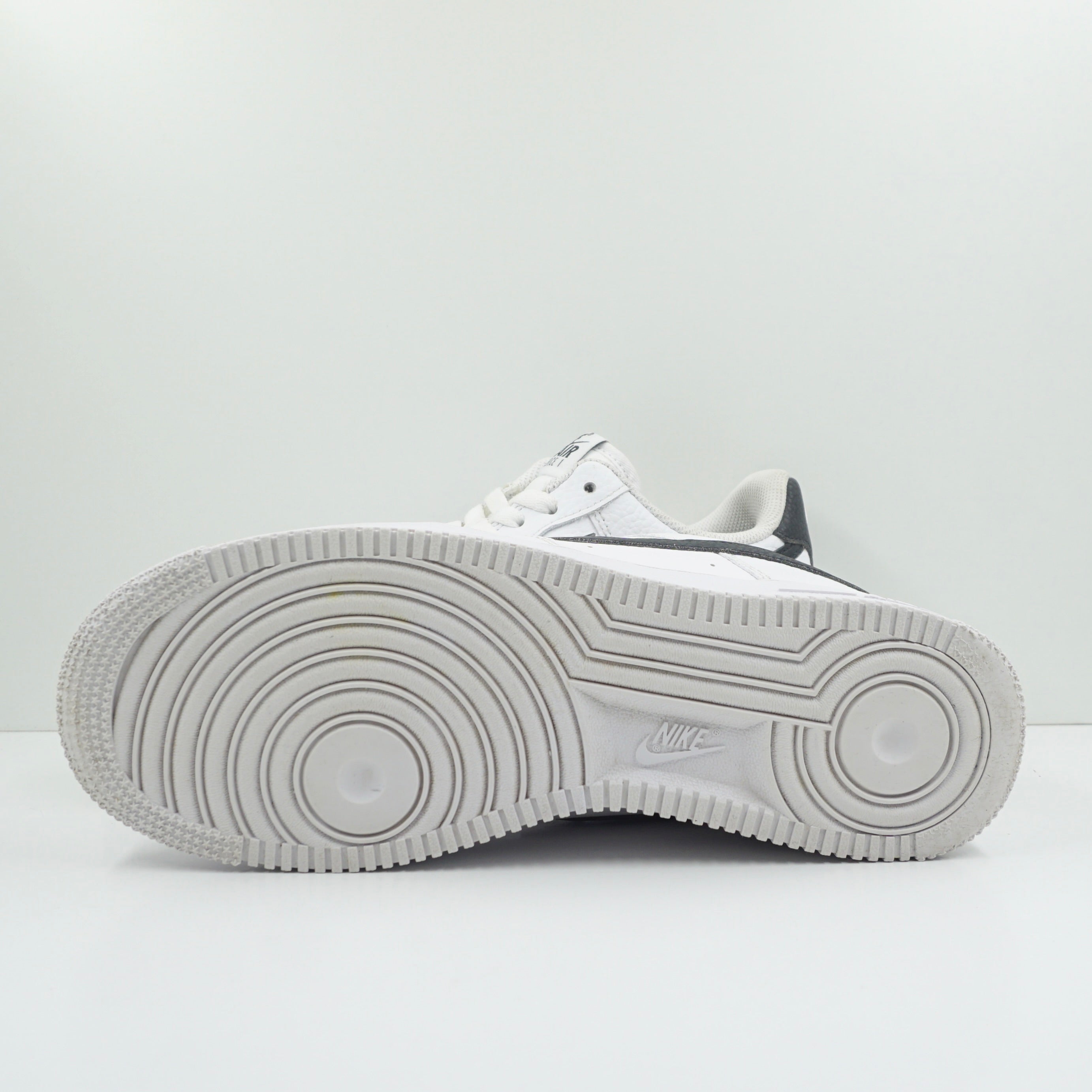 Nike Air Force 1 Low '07 White Black Pebbled Leather