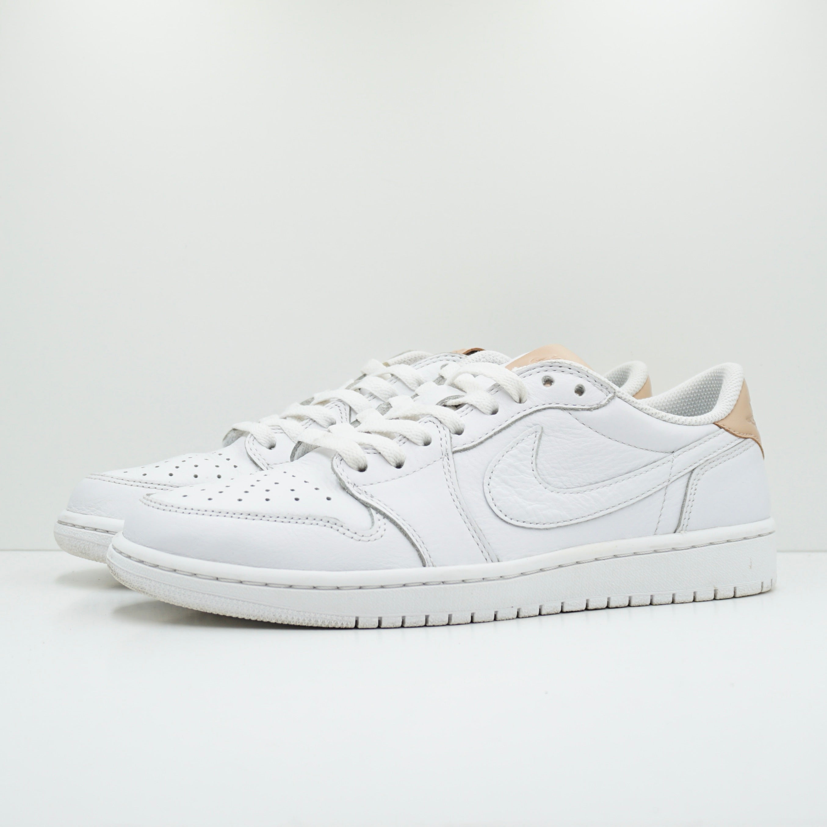 Jordan 1 Retro Low OG White Vachetta