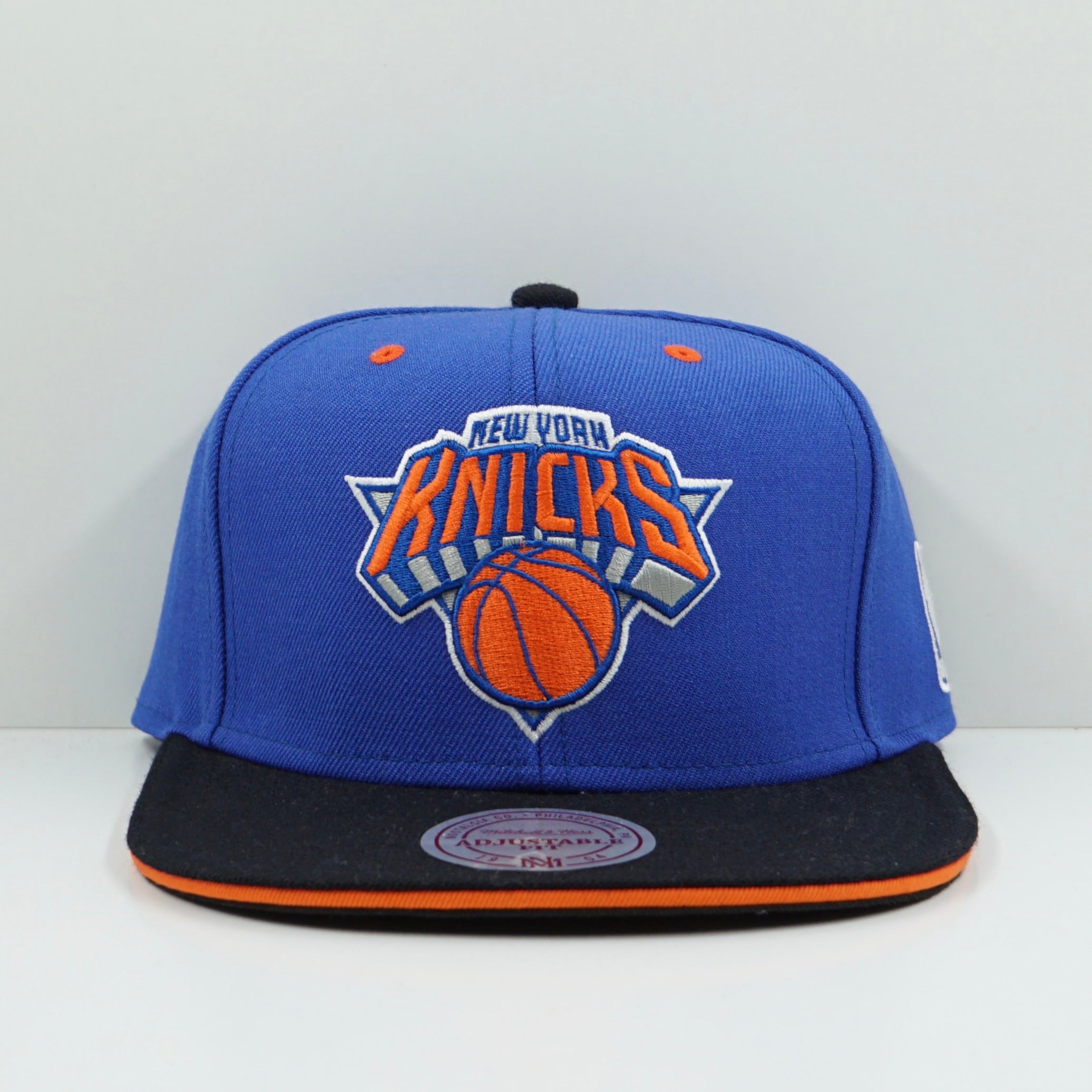 Mitchell & Ness New York Knicks Blue Snapback Cap