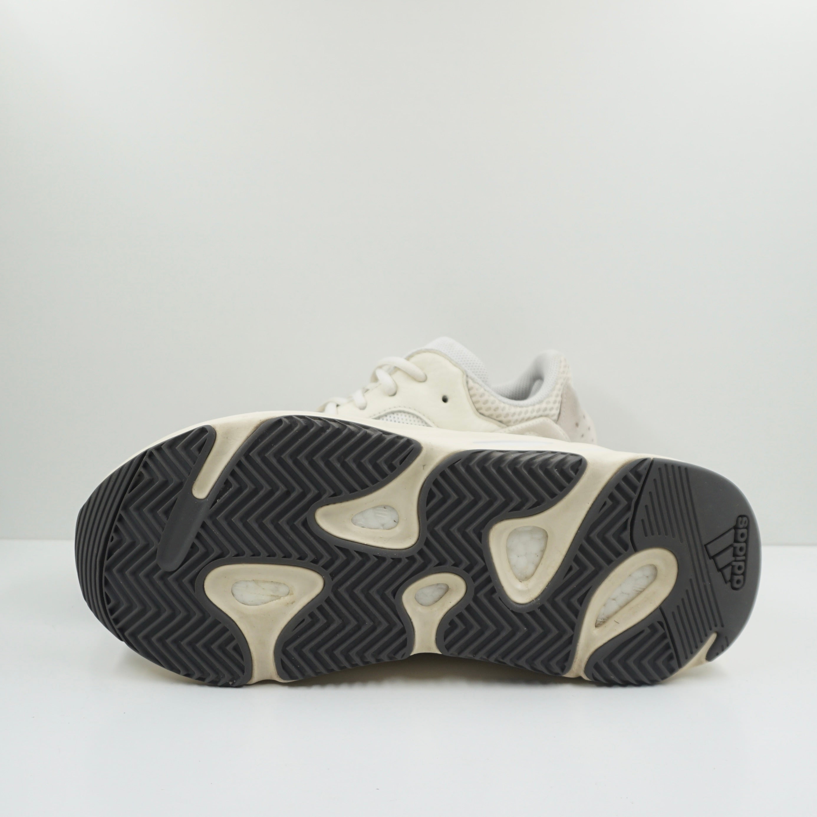 Adidas Yeezy Boost 700 Analog