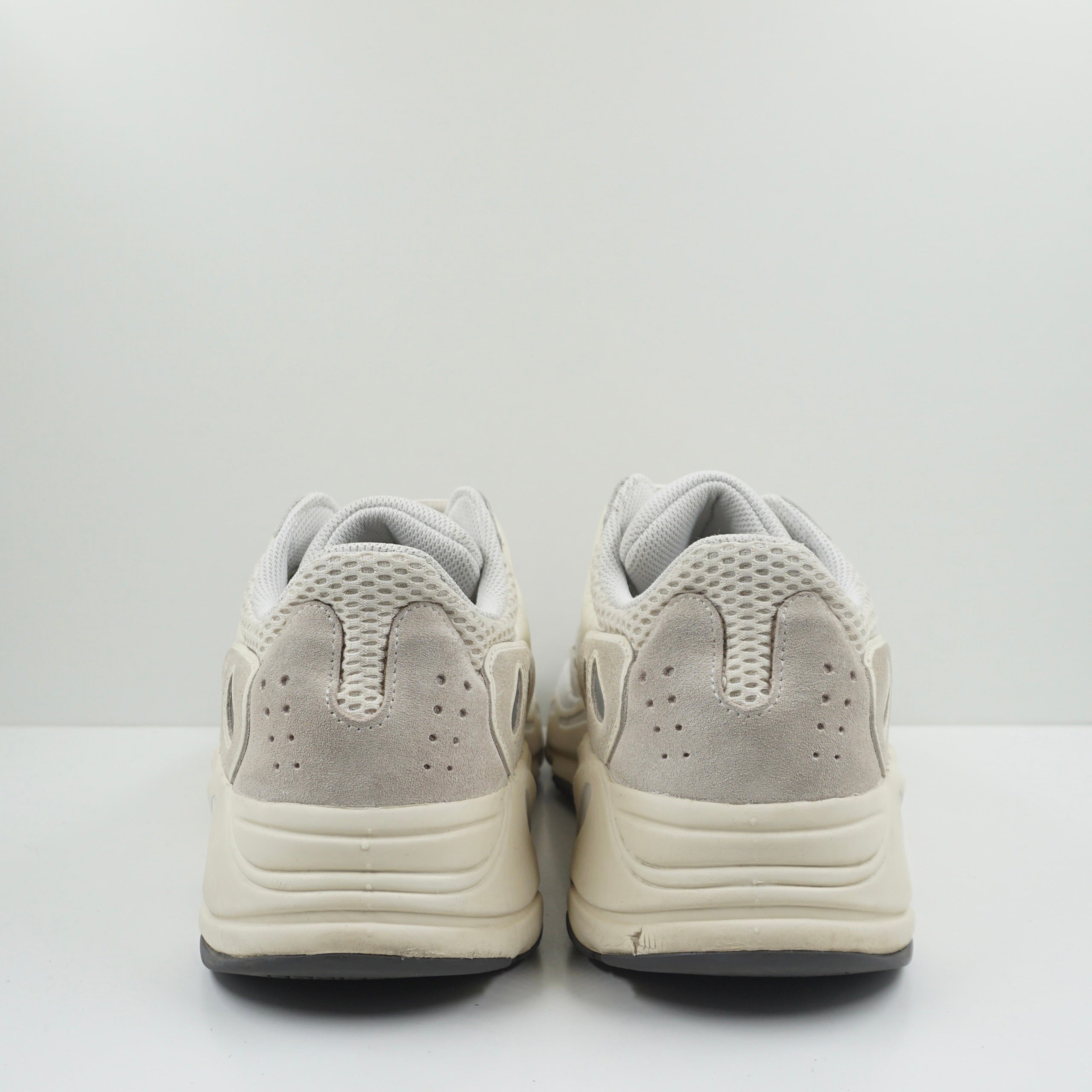 Adidas Yeezy Boost 700 Analog