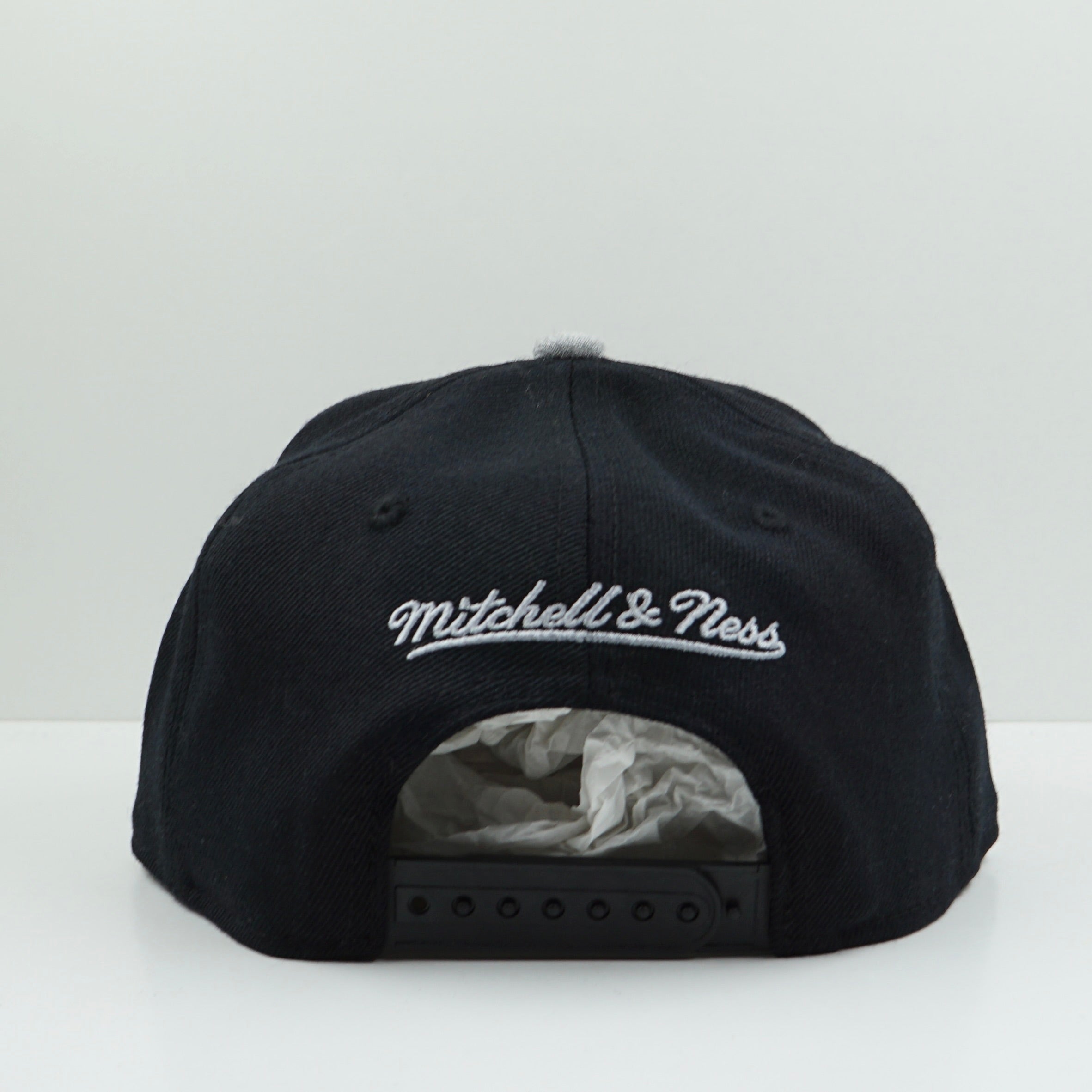 Mitchell & Ness San Antonio Suprs Black Grey Snapback Cap