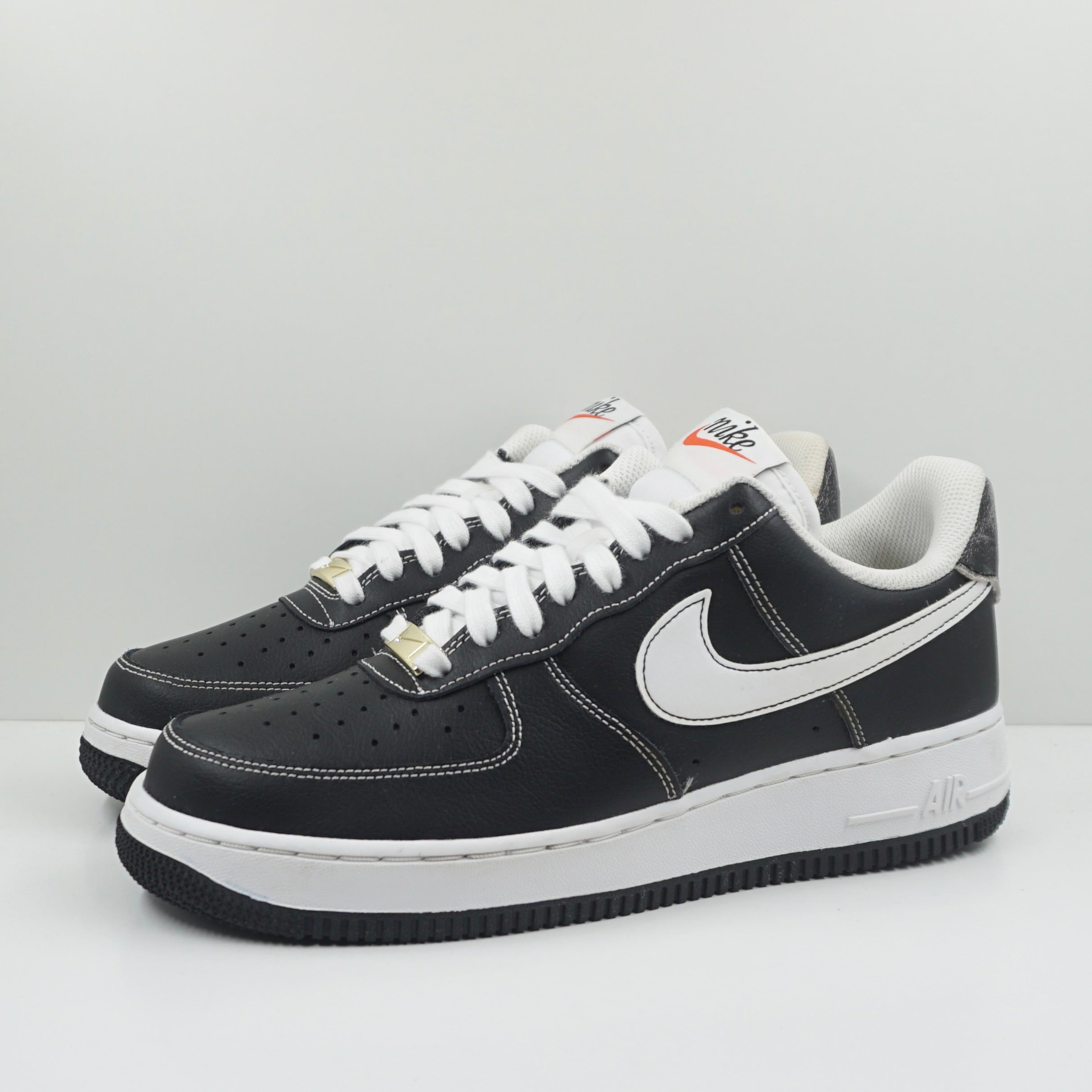Nike Air Force 1 Low First Use Black White