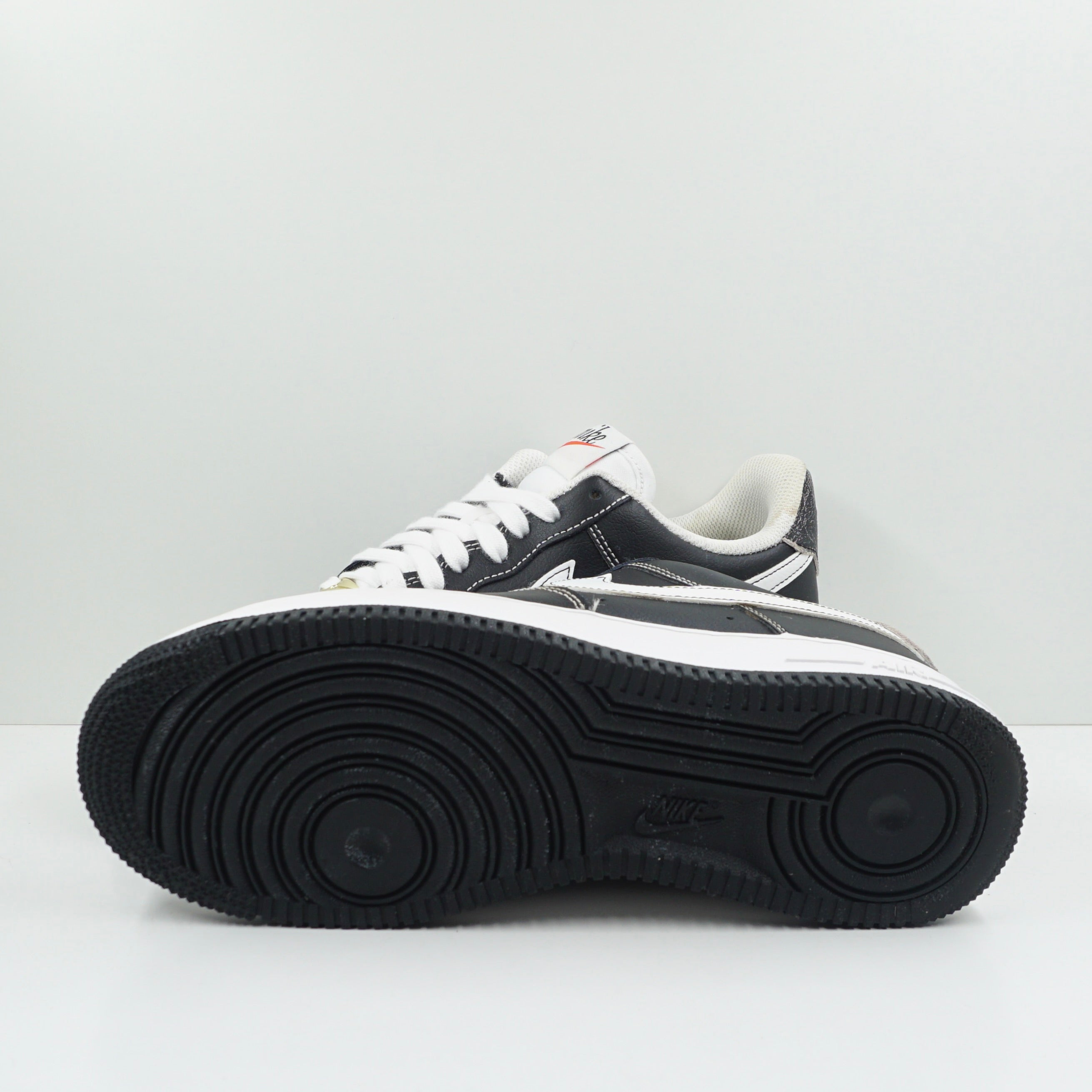 Nike Air Force 1 Low First Use Black White