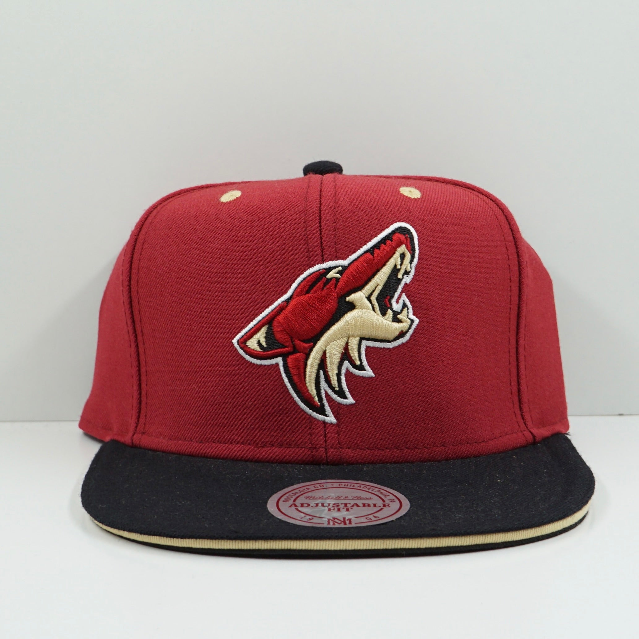 Mitchell & Ness Phoenix Coyotes Red Black Snapback Cap