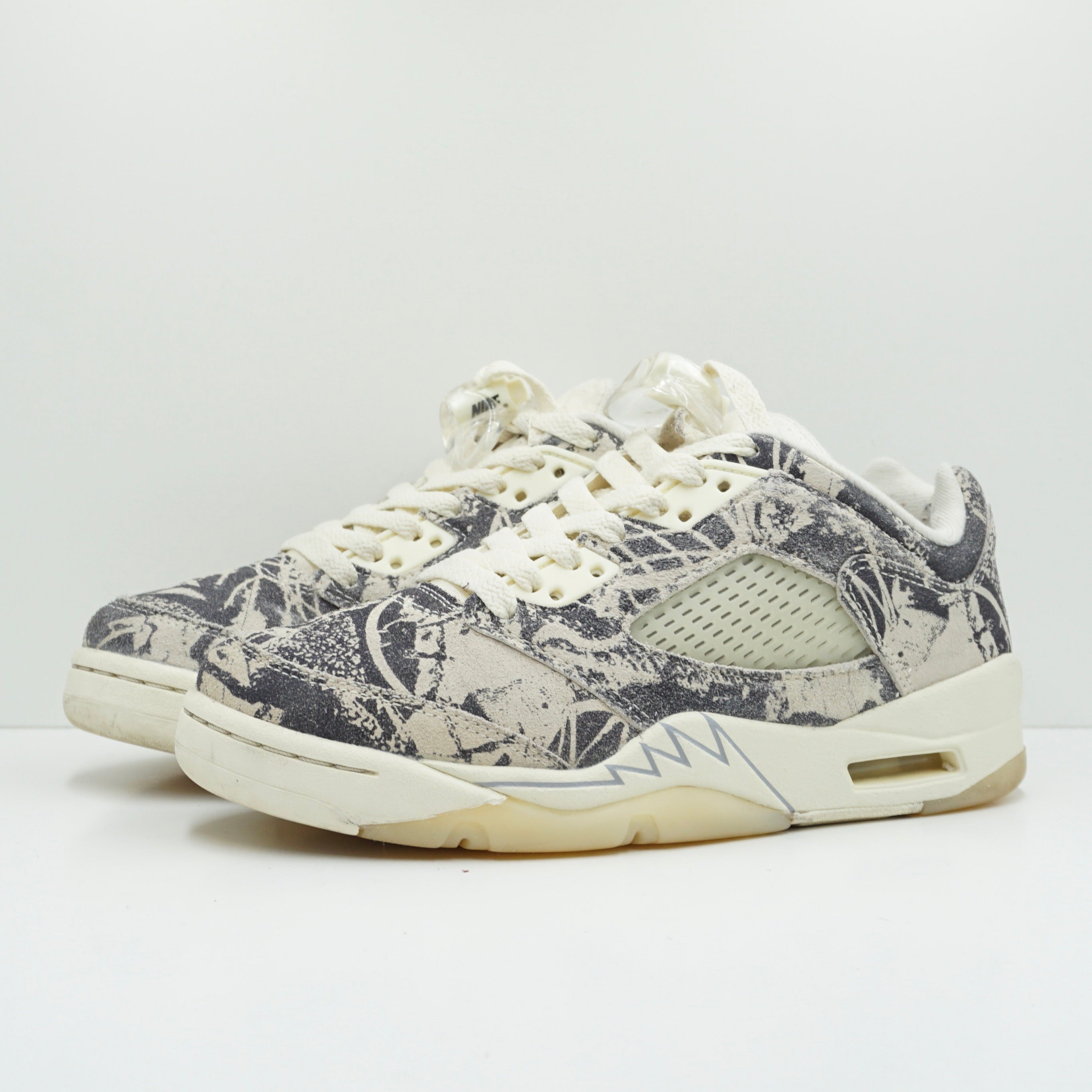 Jordan 5 Retro Low Expression (W)