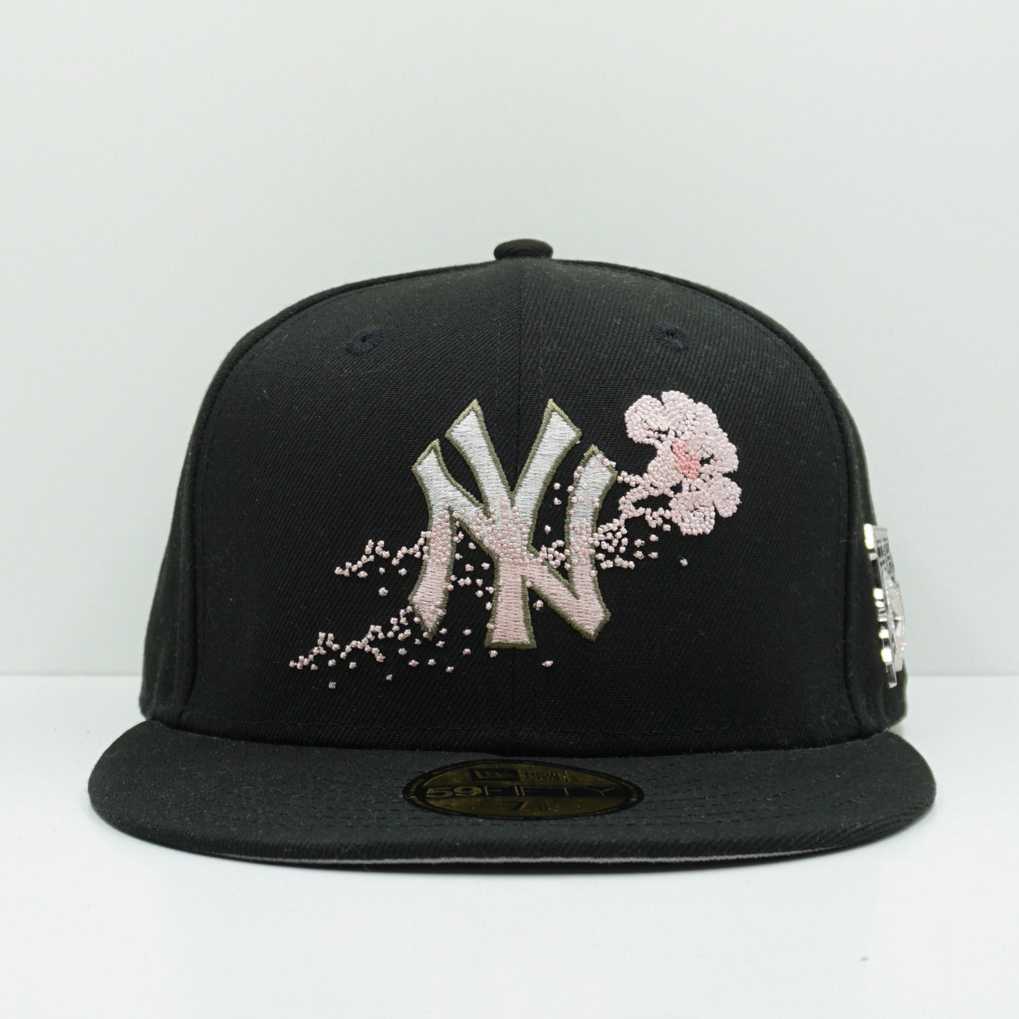 New Era New York Yankees Dotted Floral Black Fitted Cap