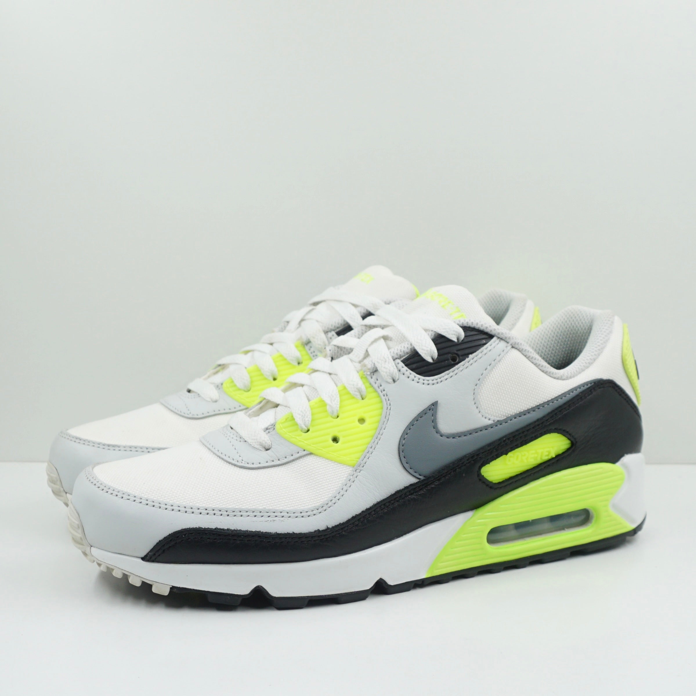 Nike Air Max 90 Gore-Tex Summit White Volt Black Cool Grey