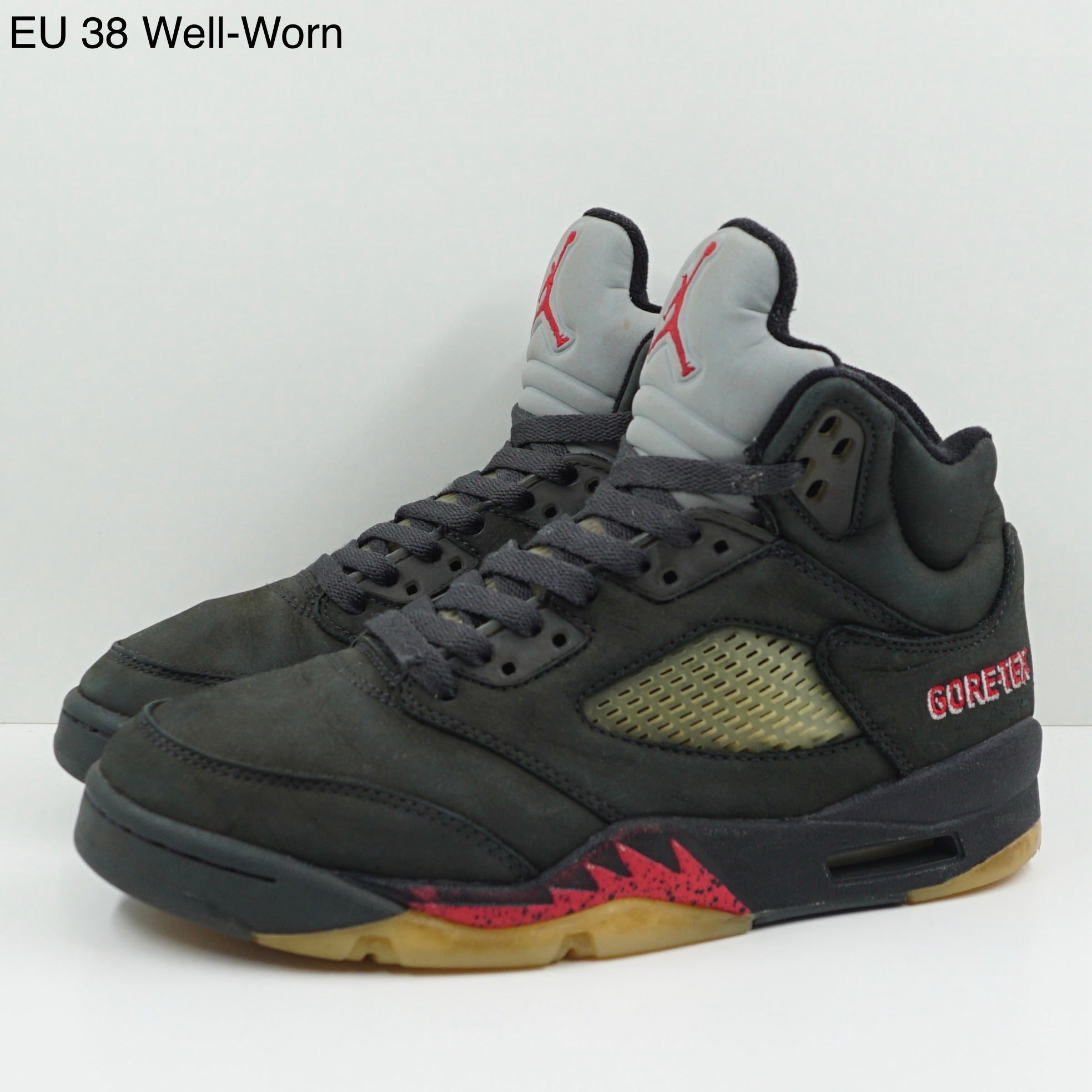 Jordan 5 Retro Gore-Tex Off Noir (W)
