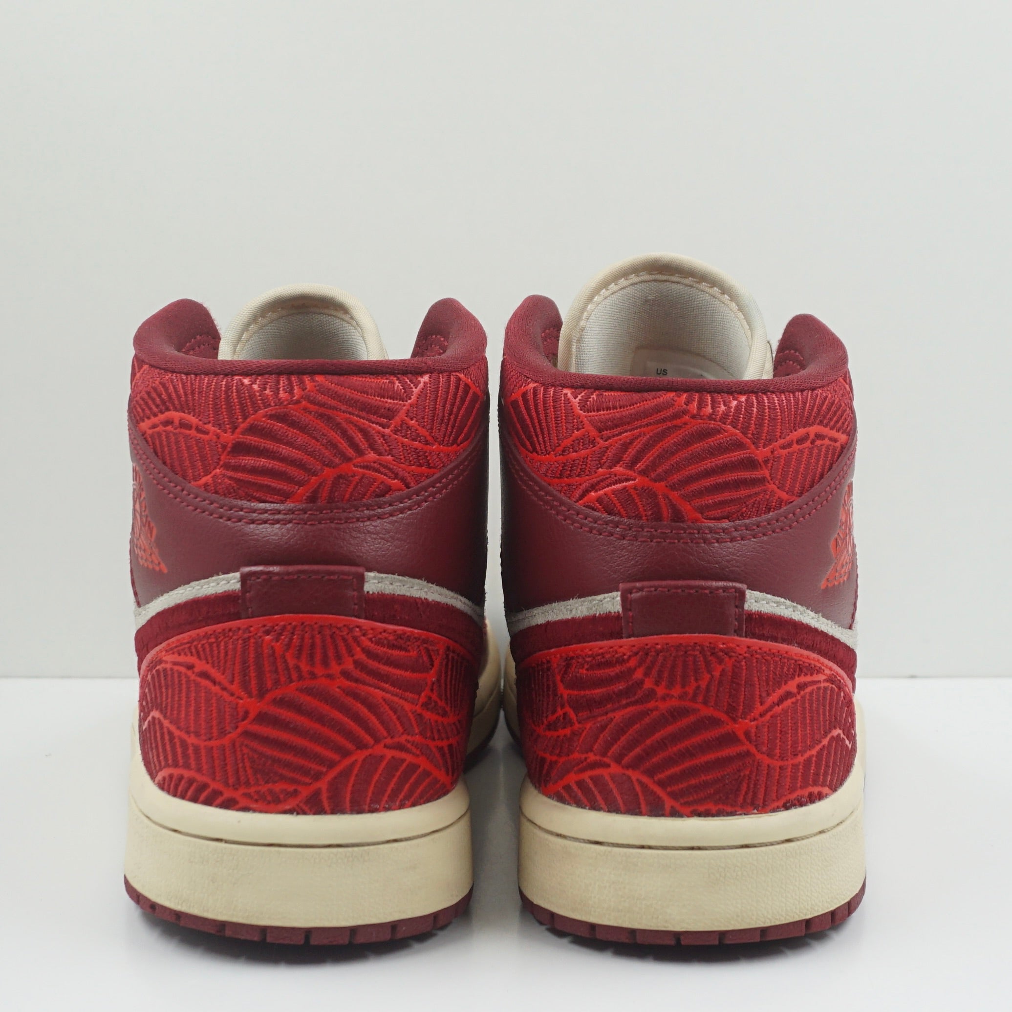 Jordan 1 Mid SE Tiki Leaf Team Red (W)