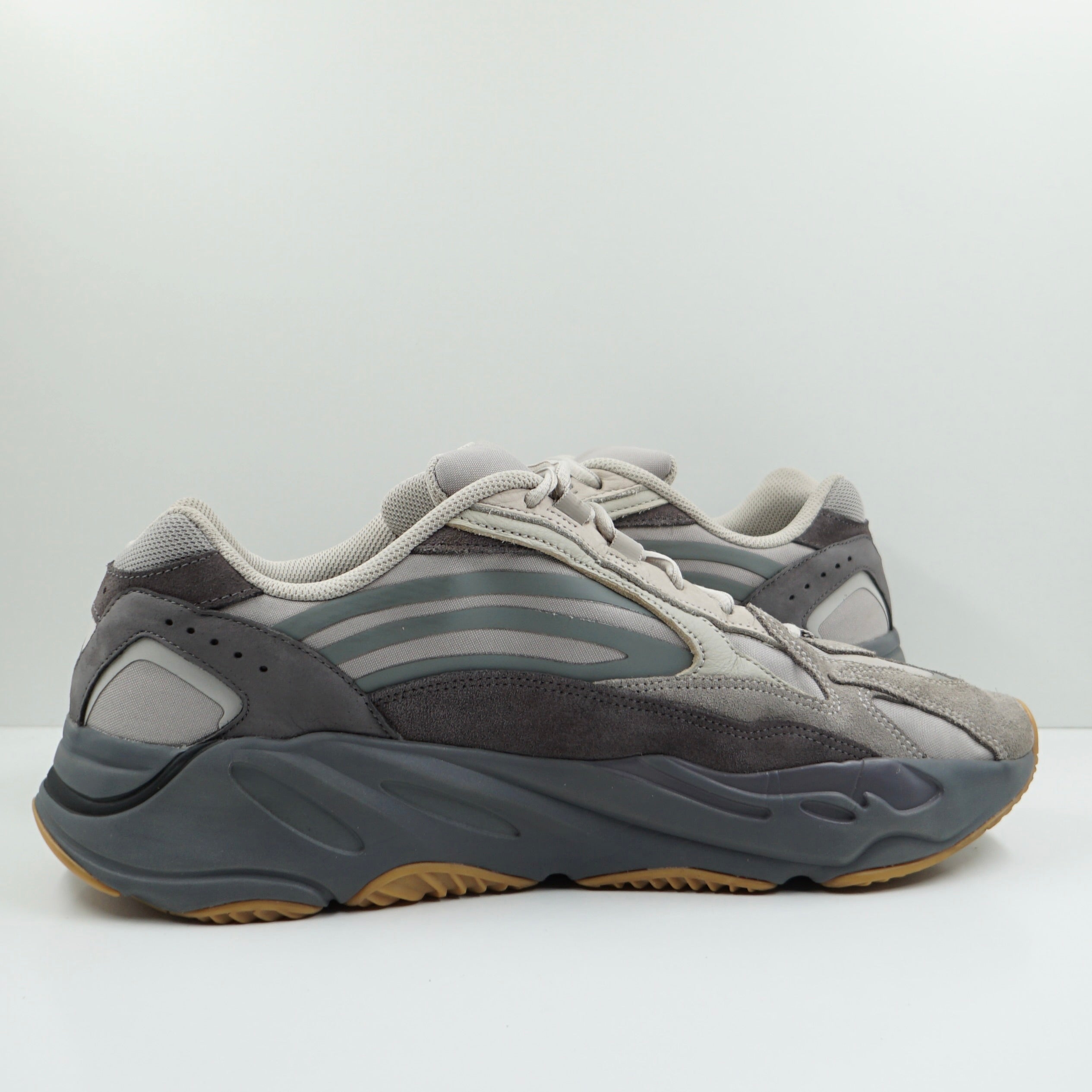 Adidas Yeezy Boost 700 V2 Tephra