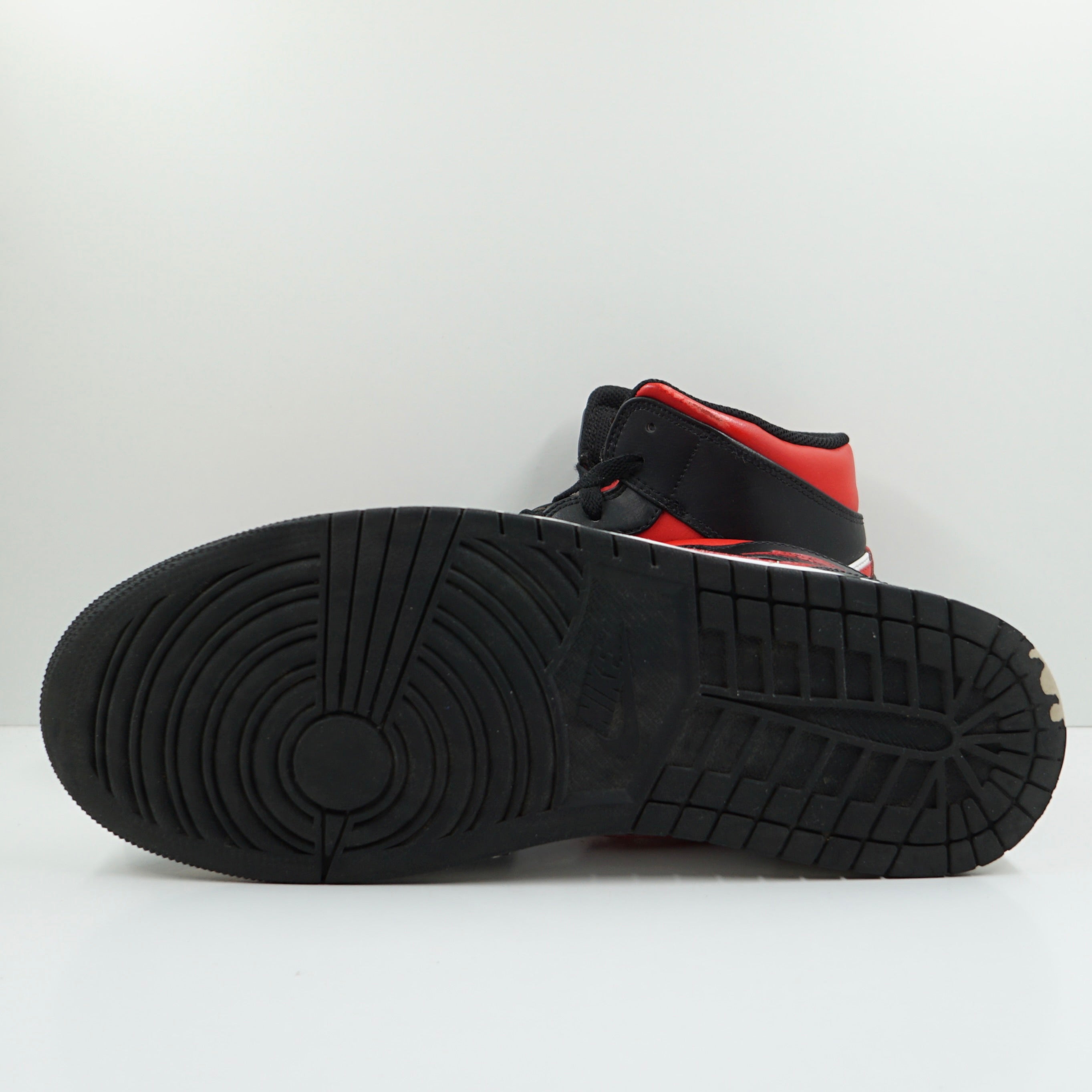 Jordan 1 Mid White Black Red (2022)