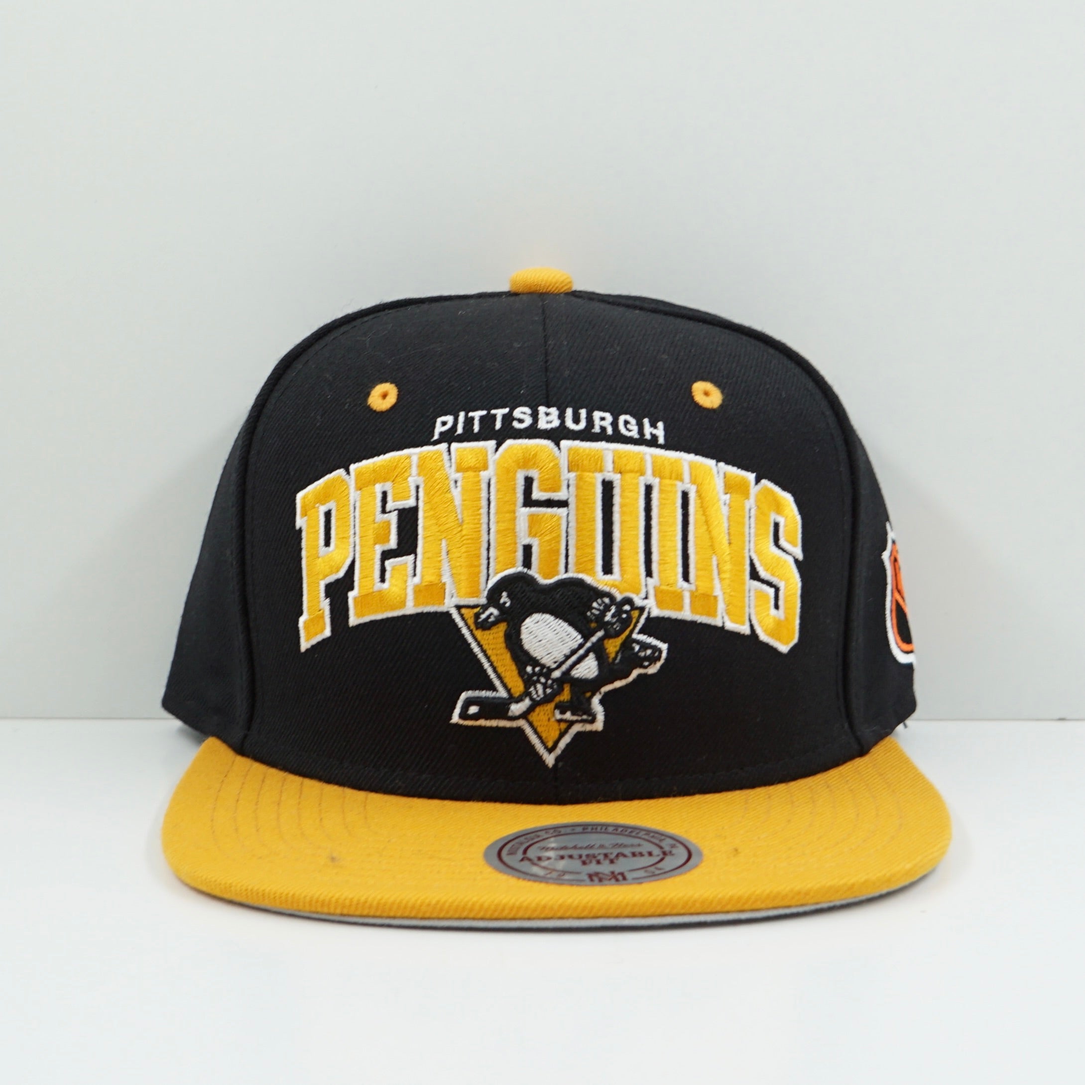 Mitchell & Ness Pittsburgh Penguins Black Yellow Orange Snapback Cap