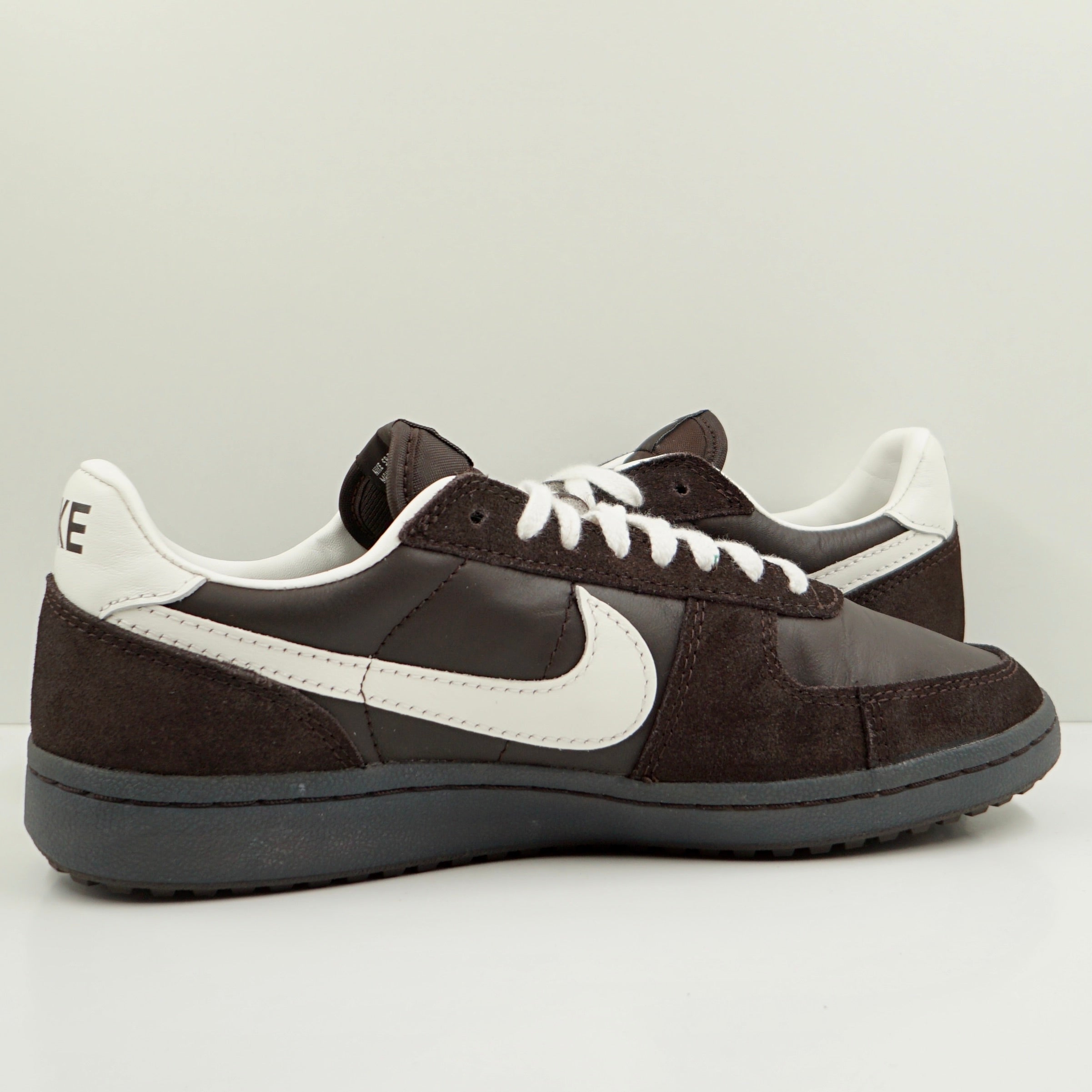 Nike Field General Velvet Brown Sail (W)
