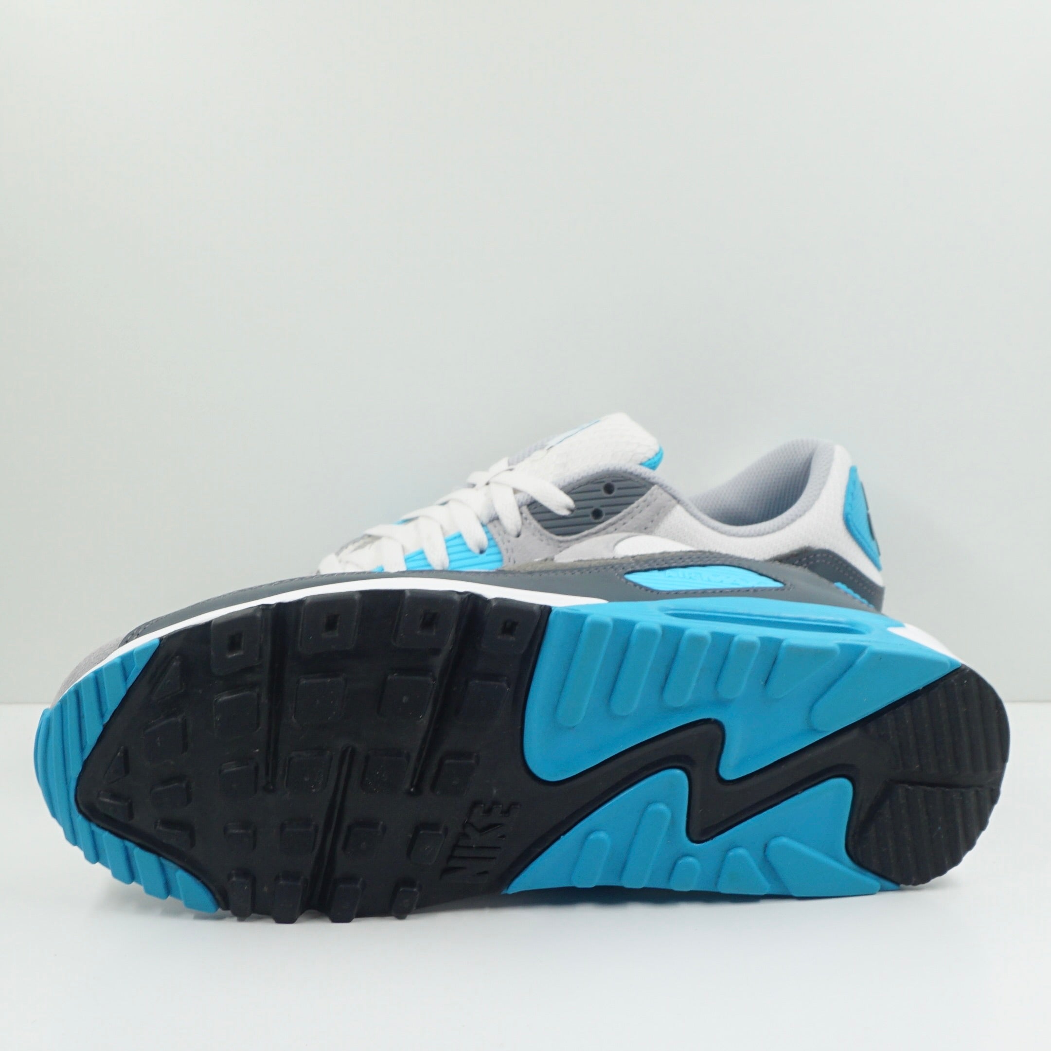 Nike Air Max 90 Platinum Tint Blue Lightning