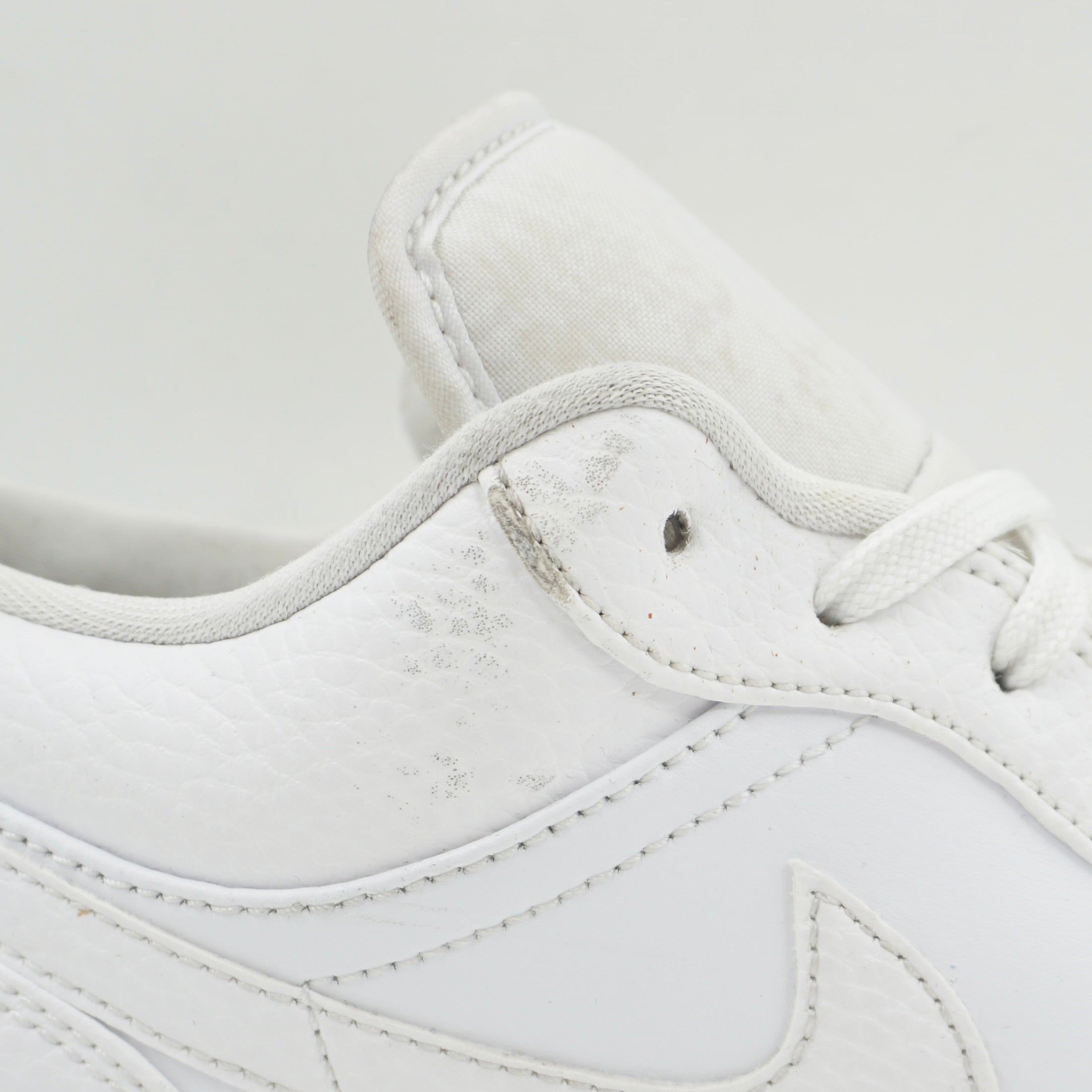 Jordan 1 Low Triple White Tumbled Leather