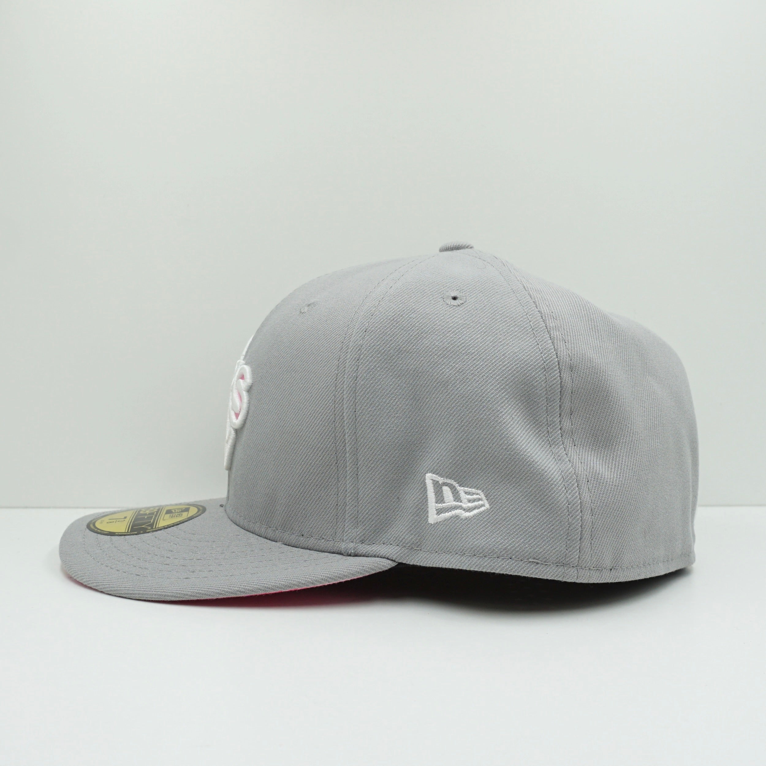 New Era Oakland Athletics MLB22 Mothers Day Grey Fitted Cap