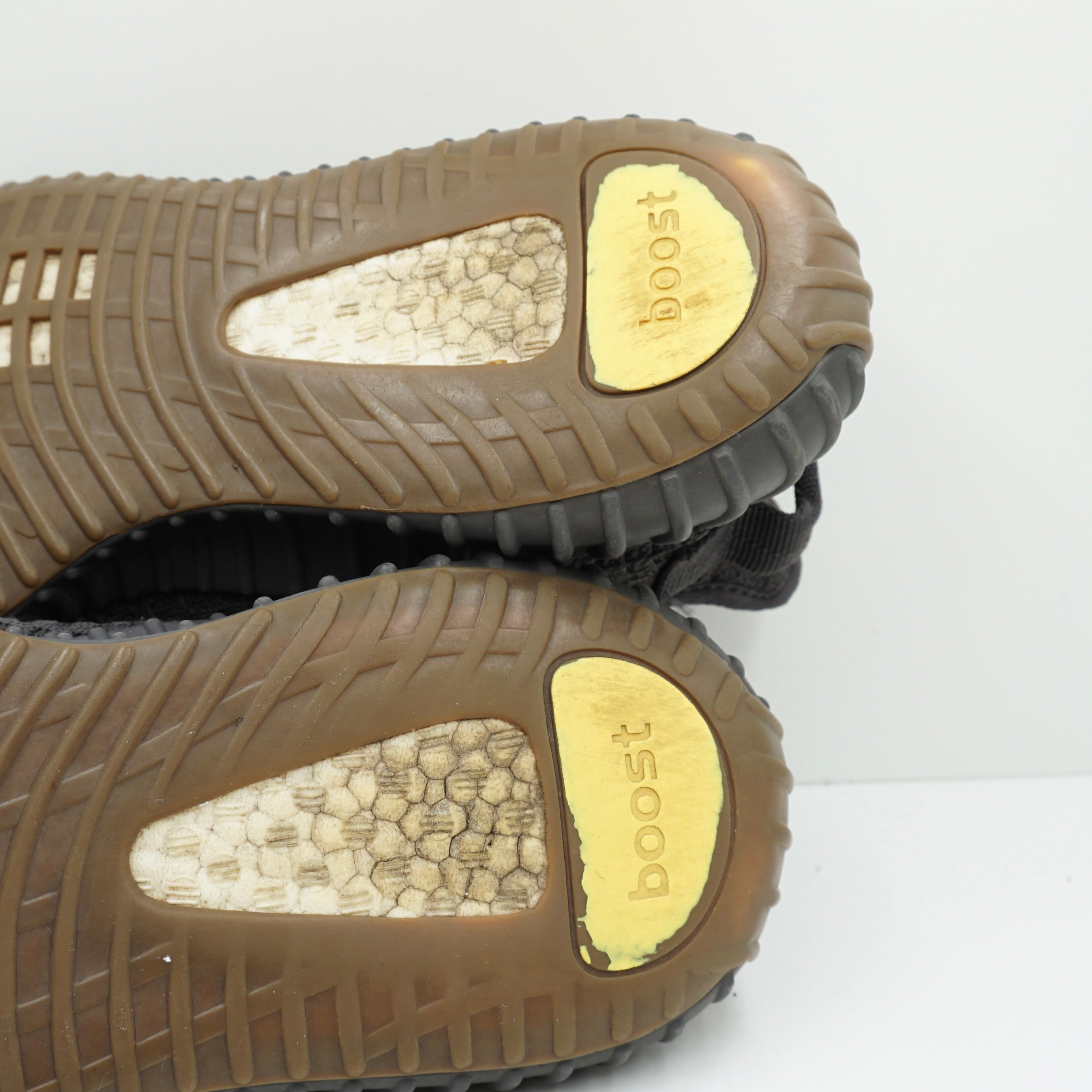 Adidas Yeezy Boost 350 V2 Cinder