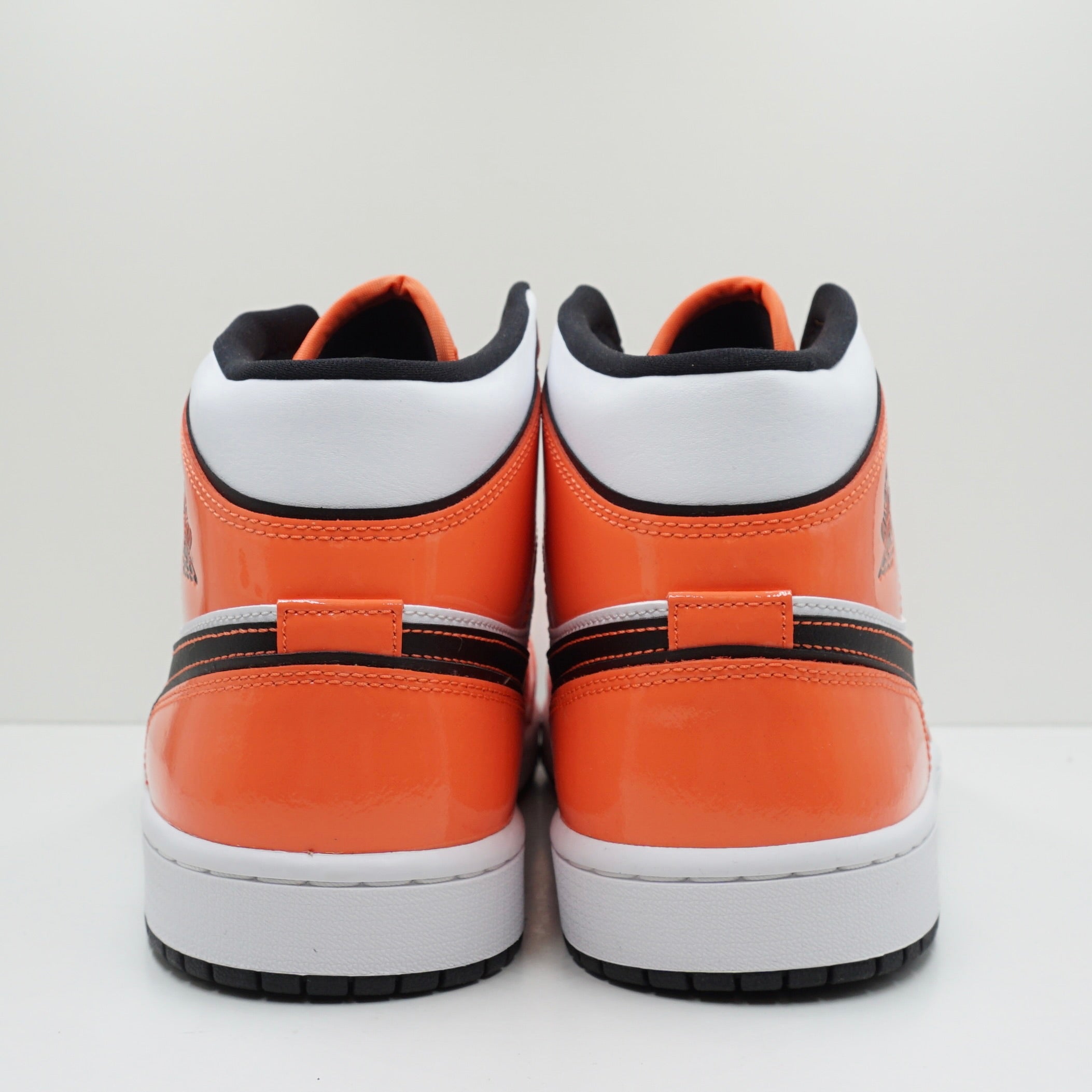 Jordan 1 Mid SE Turf Orange