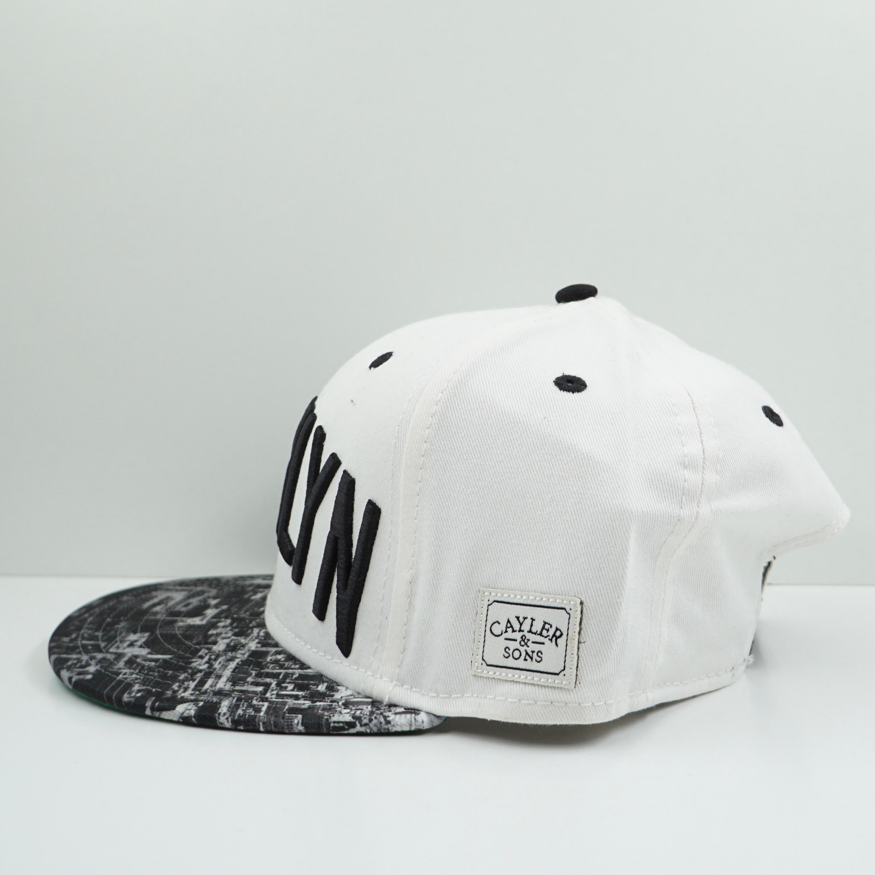 Cayler & Sons Crooklyn White Snapback Cap