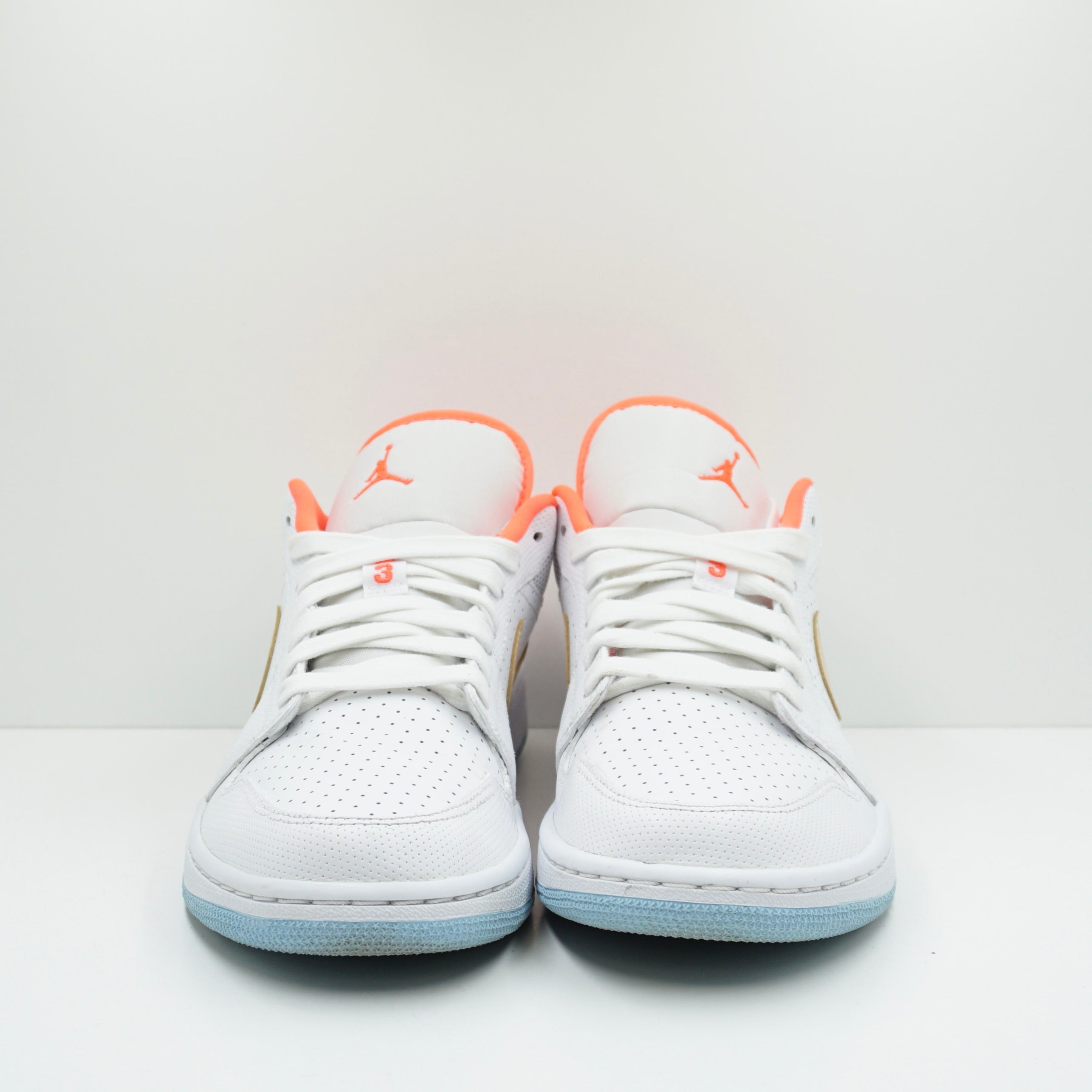 Jordan 1 Low SE White Sesame (W)