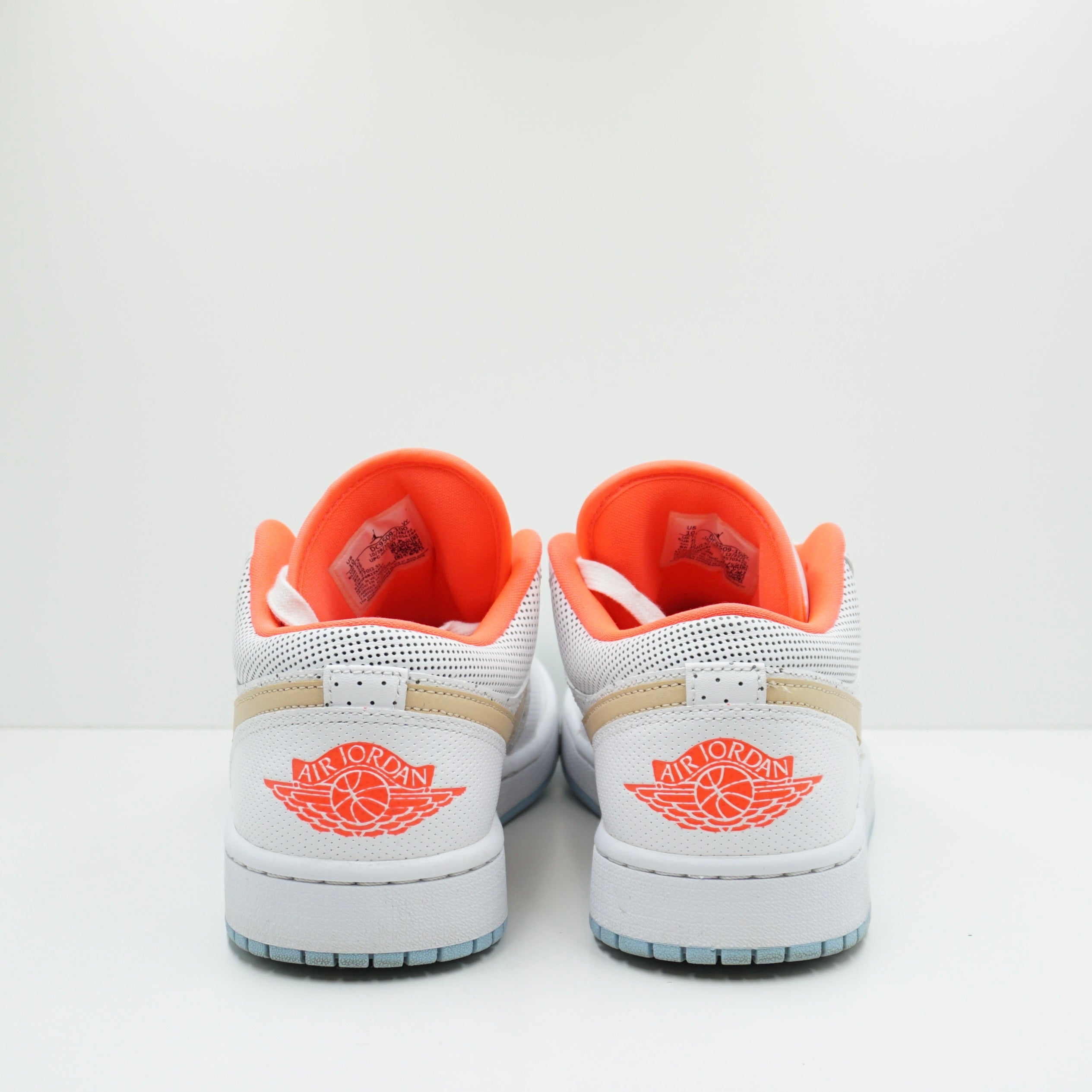 Jordan 1 Low SE White Sesame (W)