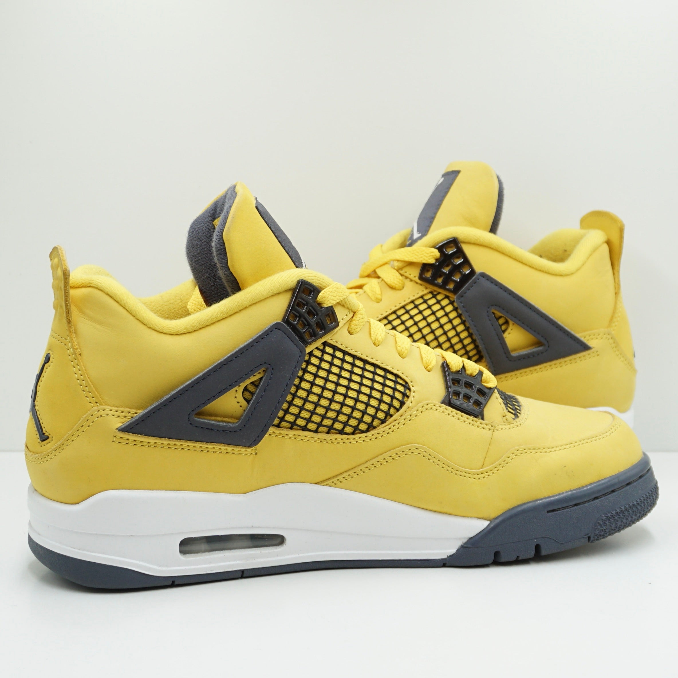 Jordan 4 Retro Lightning (2021)