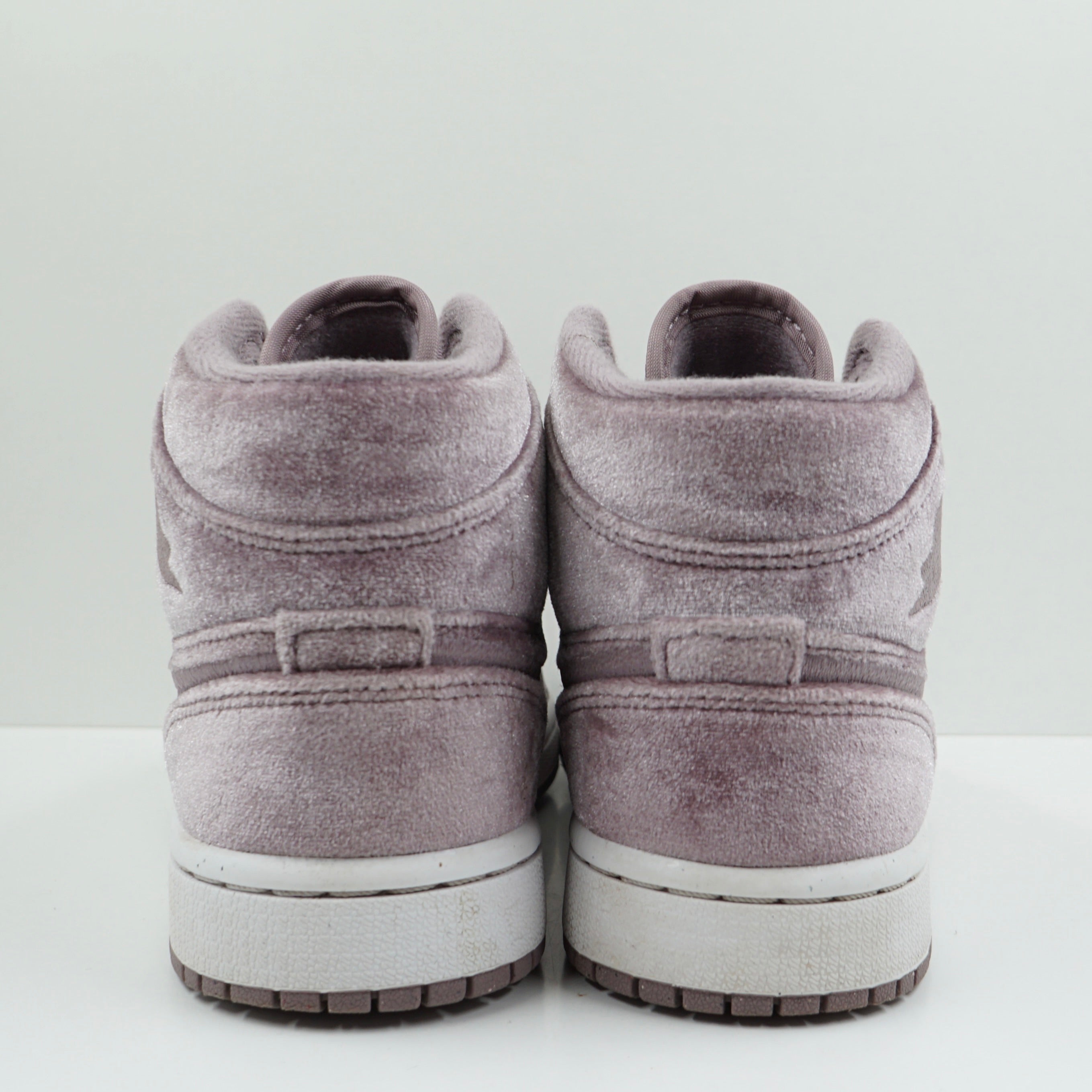 Jordan 1 Mid SE Purple Velvet (W)