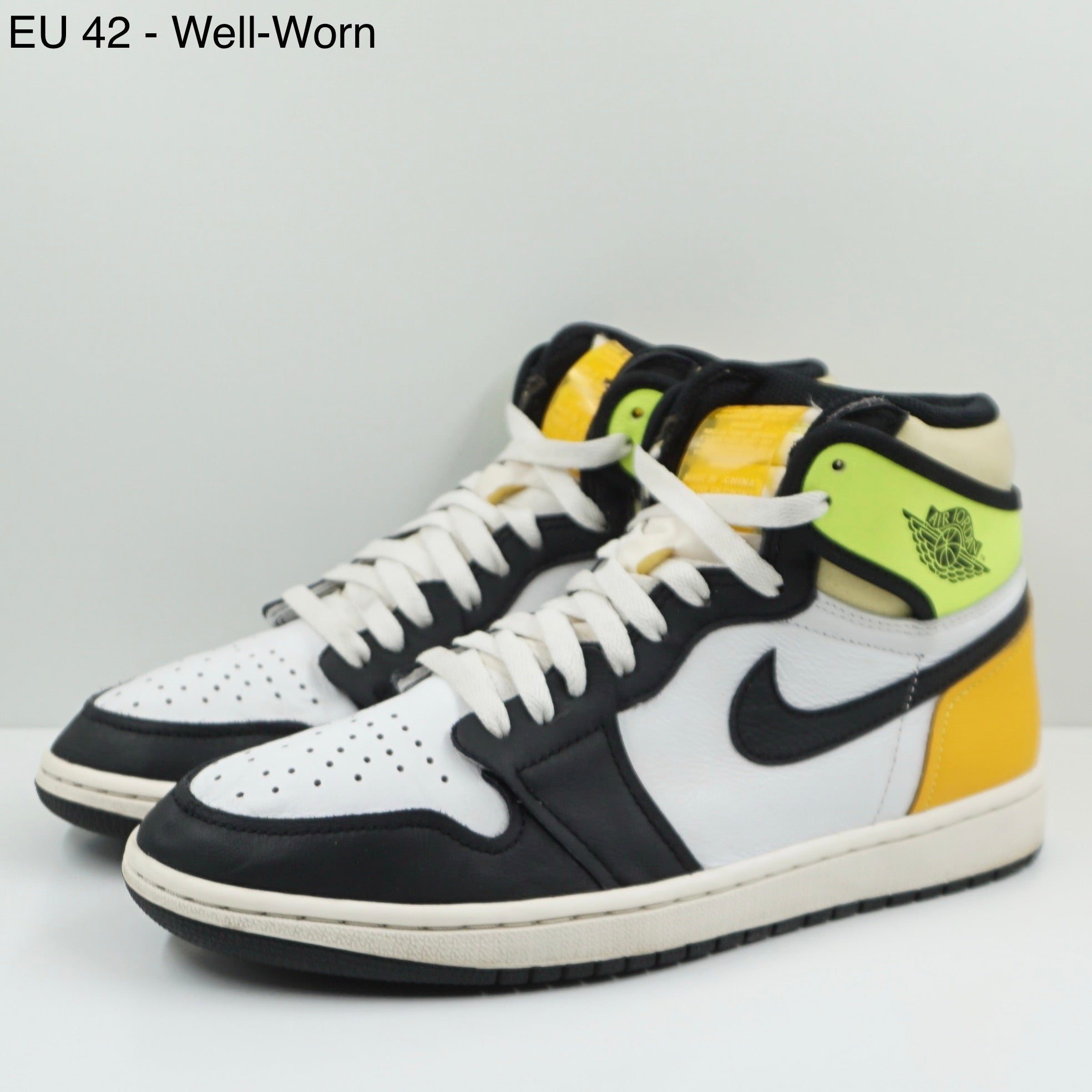 Jordan 1 Retro High White Black Volt University Gold