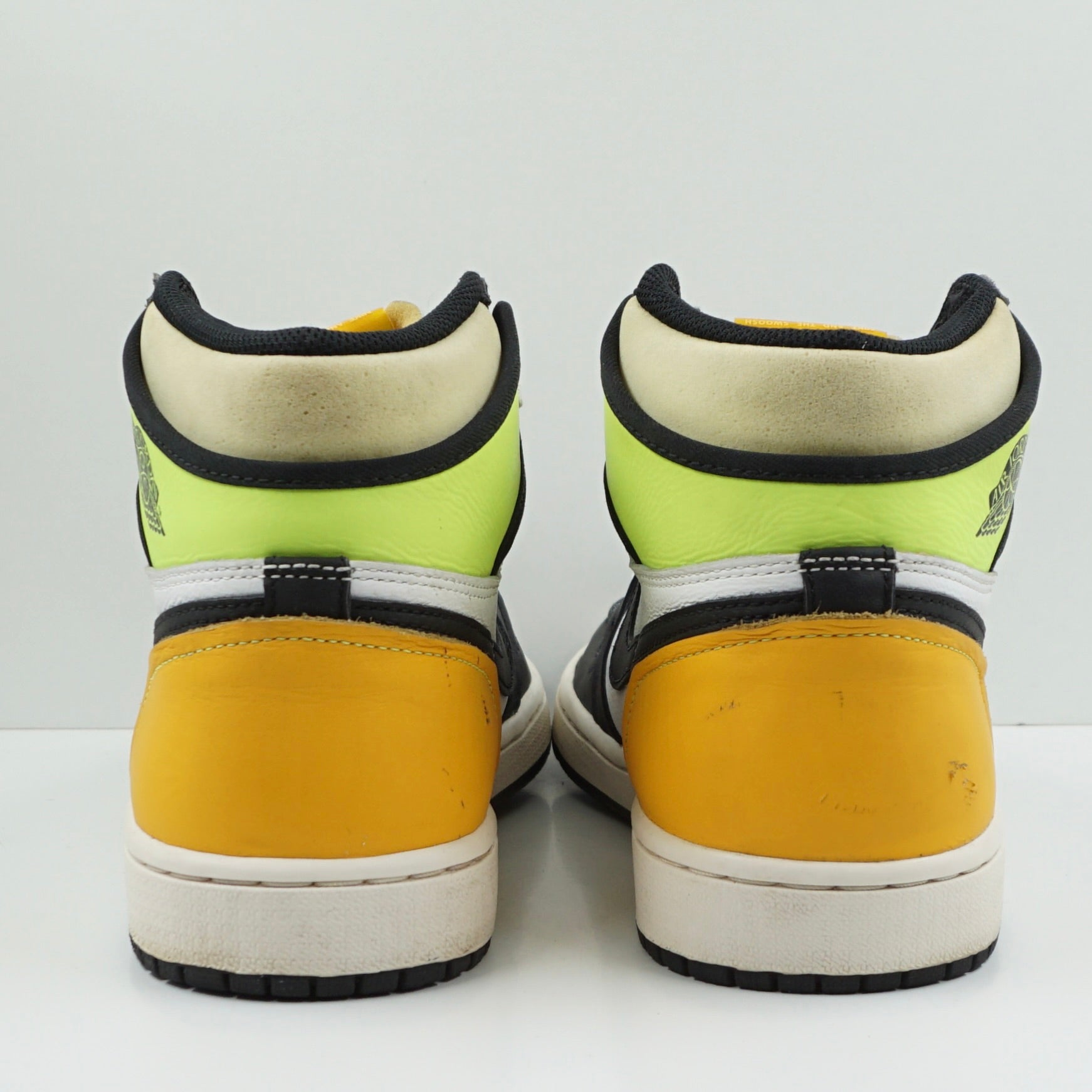 Jordan 1 Retro High White Black Volt University Gold