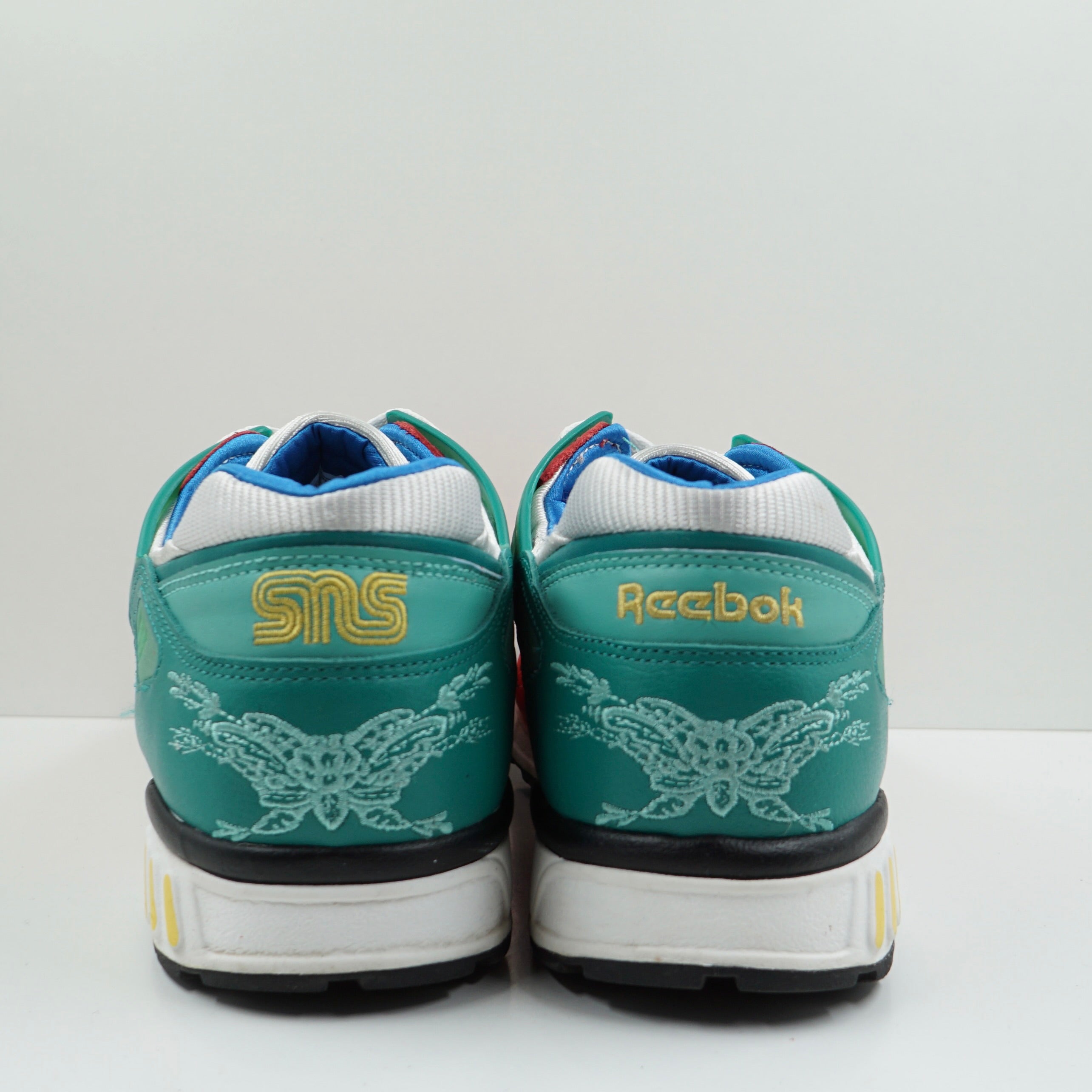 Reebok Sneakersnstuff x ERS 5000 White Red Turquoise