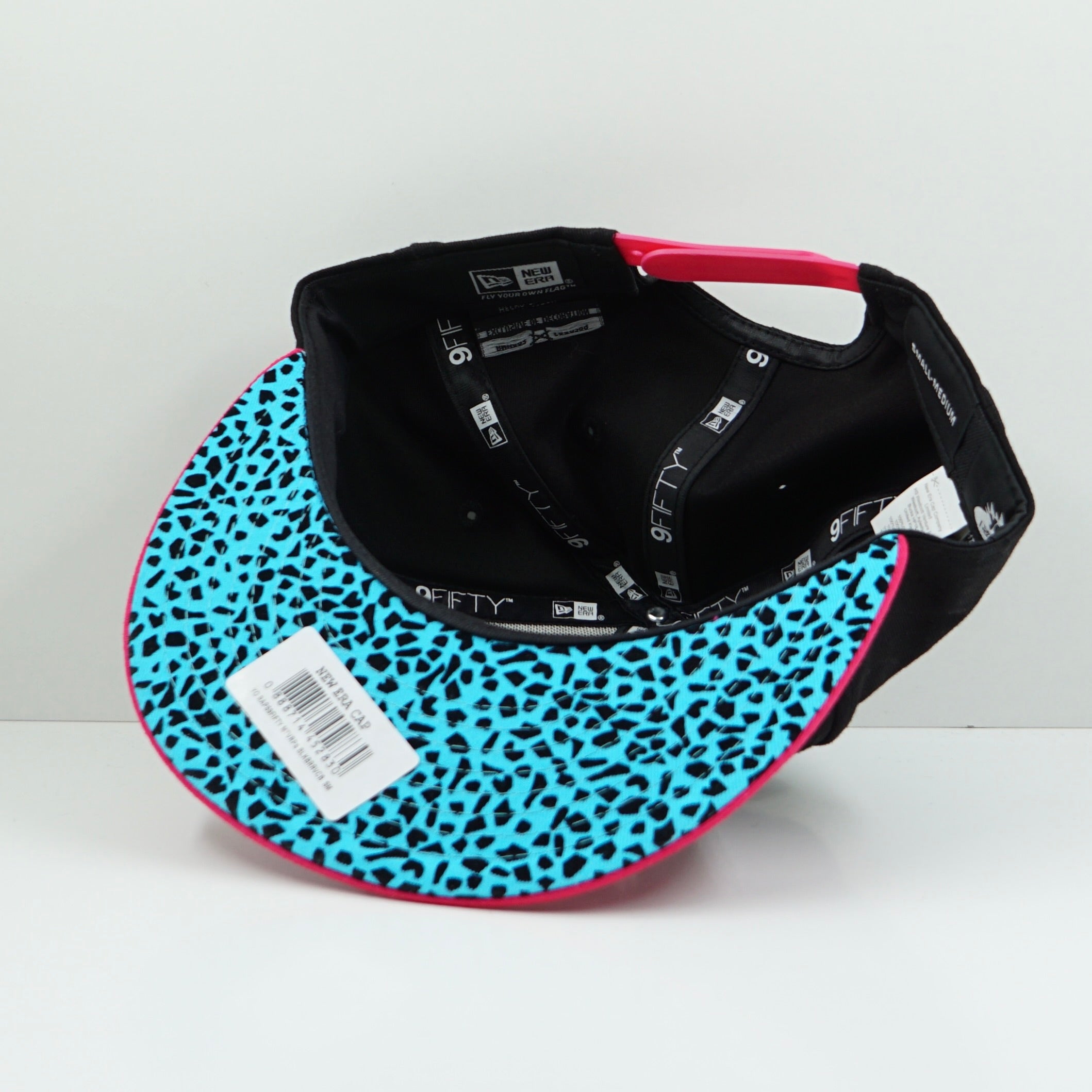 New Era Yo! MTV Raps Black Pink Snapback Cap