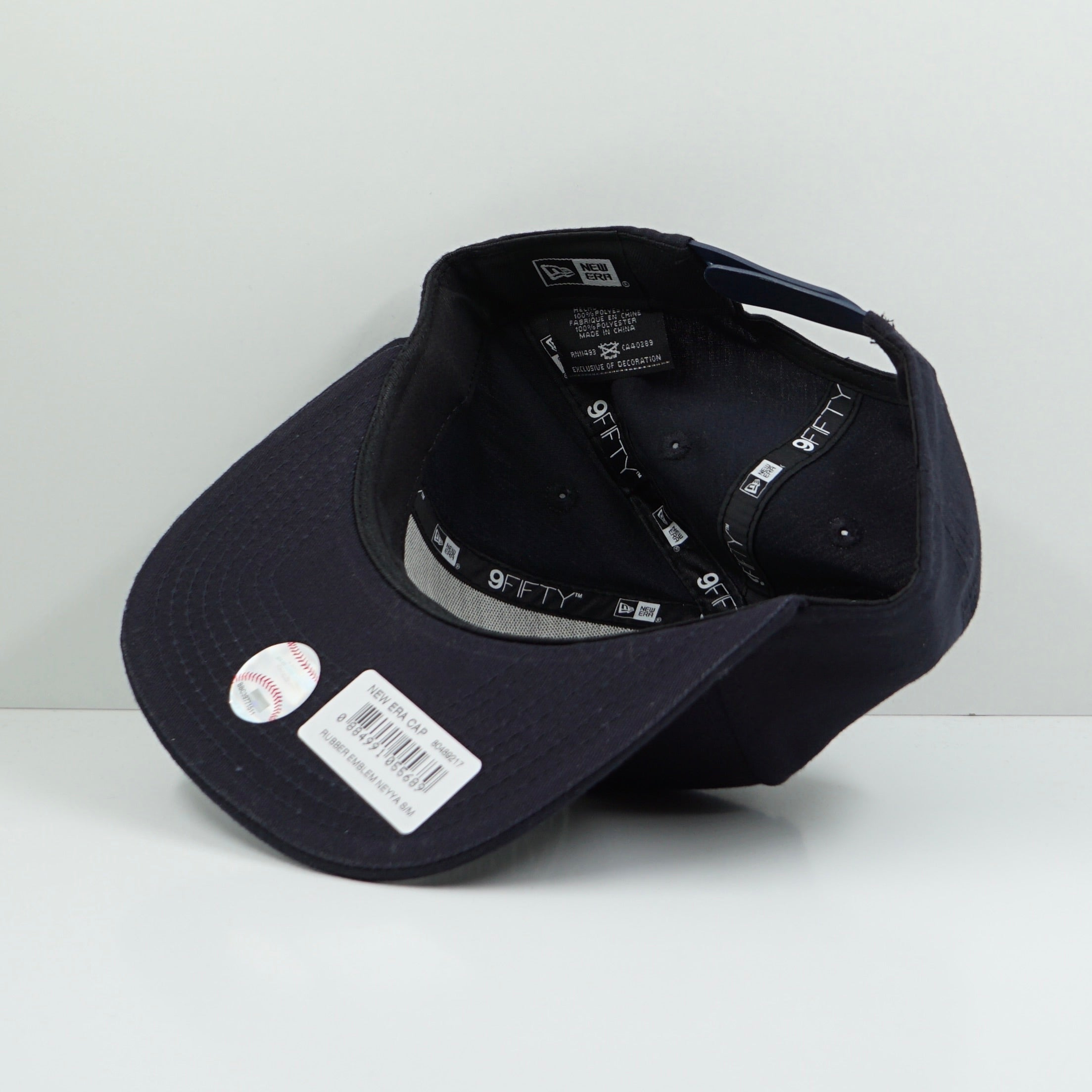 New Era New York Yankees Round Logo Navy White Snapback Cap