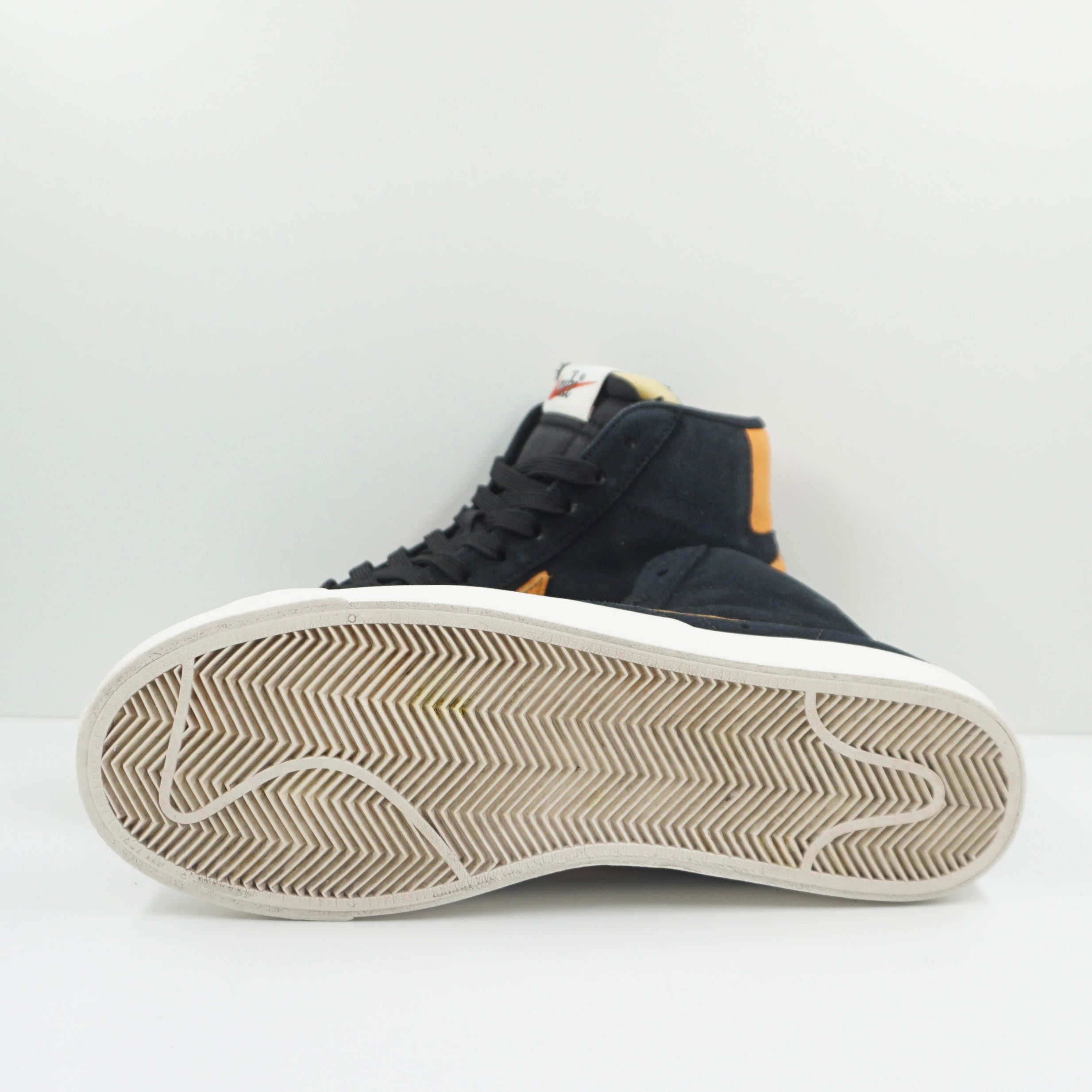 Nike Blazer Mid Vintage Black Amber