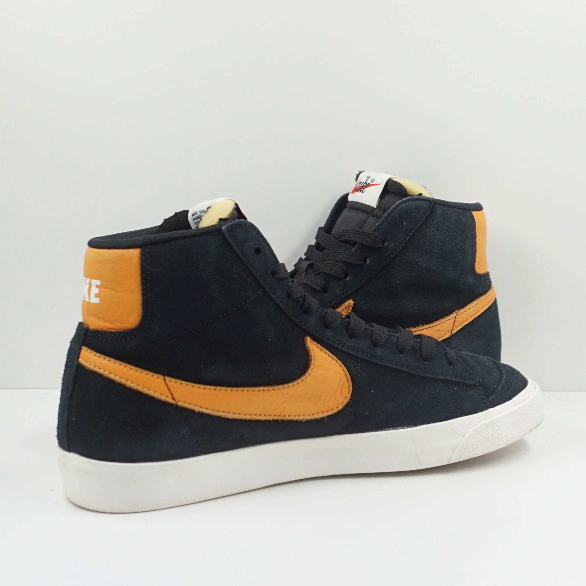 Nike Blazer Mid Vintage Black Amber