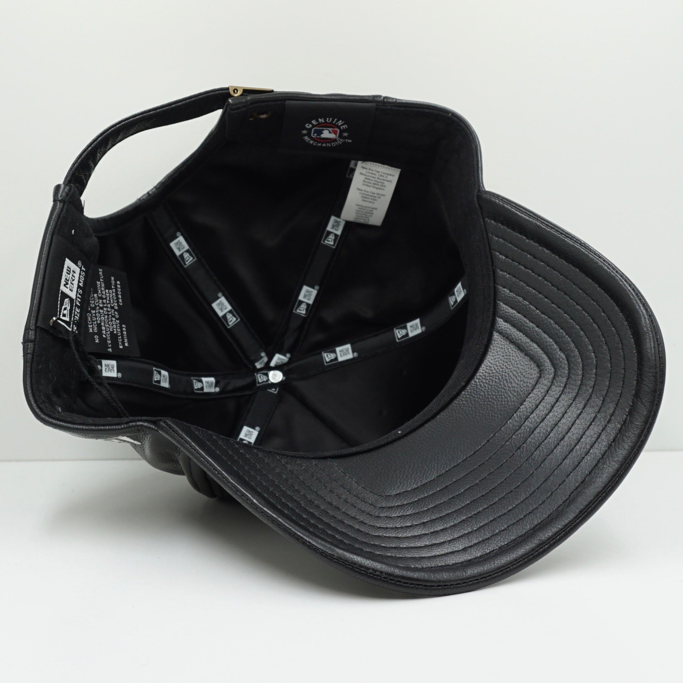 New Era New York Yankees Black Adjustable Cap