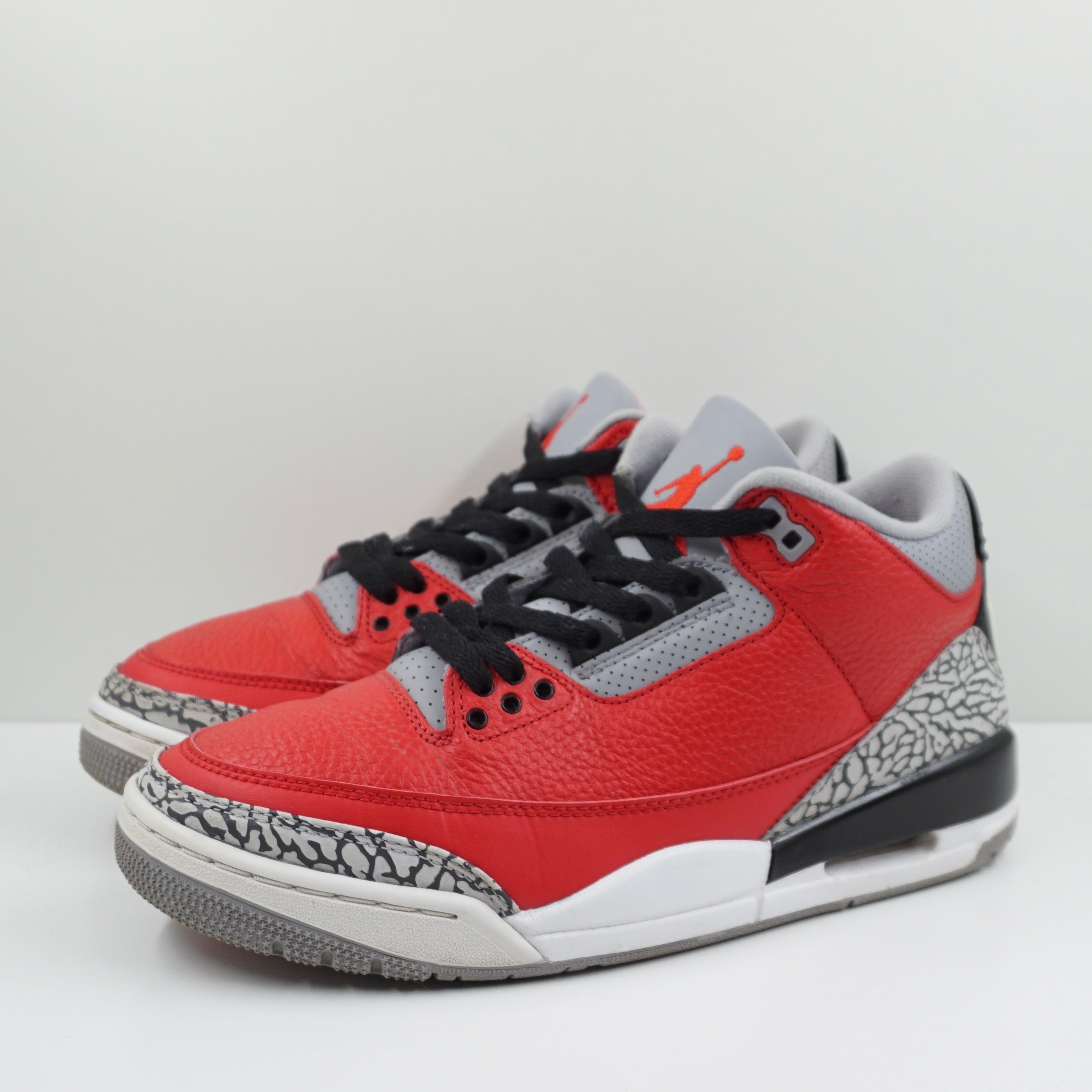 Jordan 3 Retro SE Unite