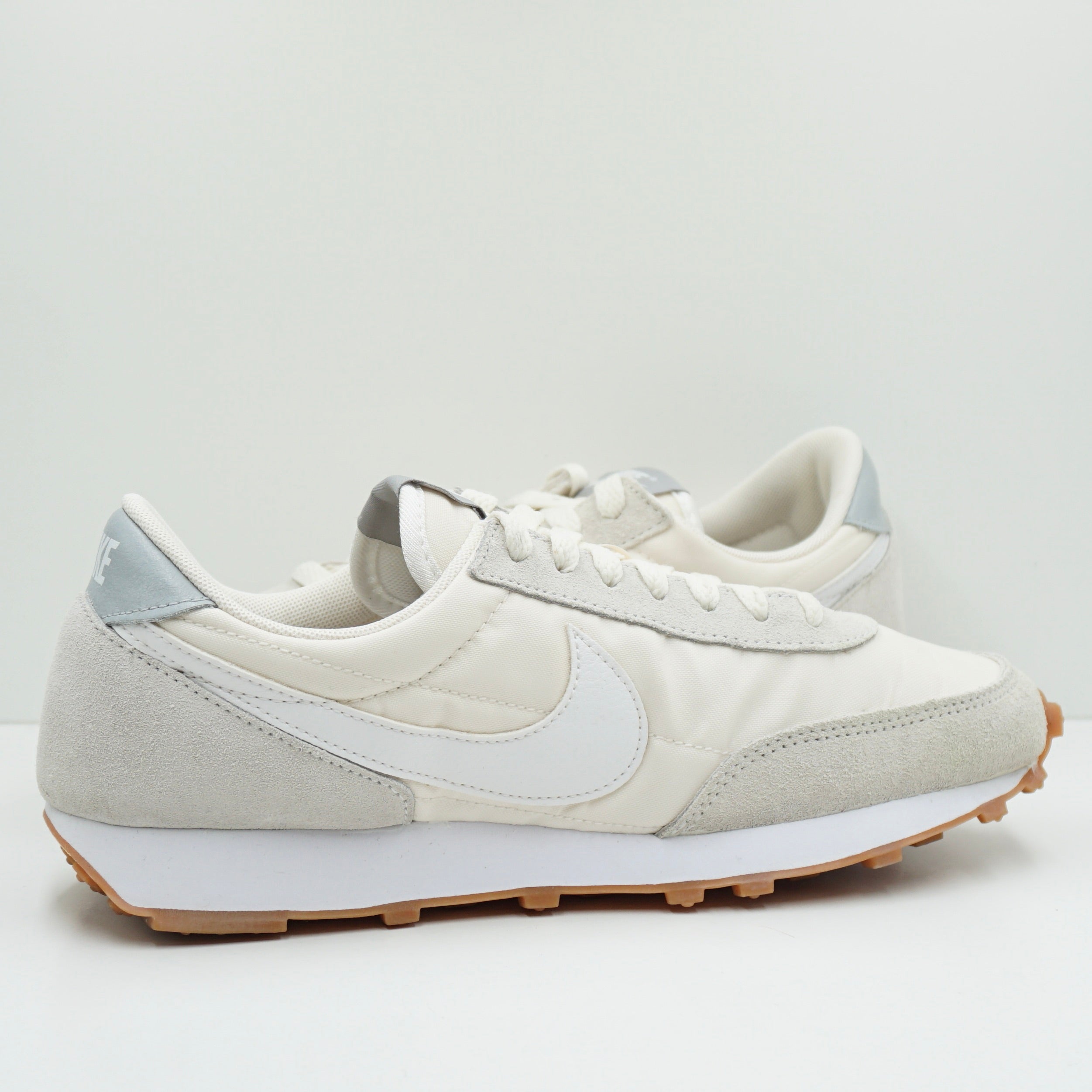 Nike Daybreak Pale Ivory Light Smoke Grey