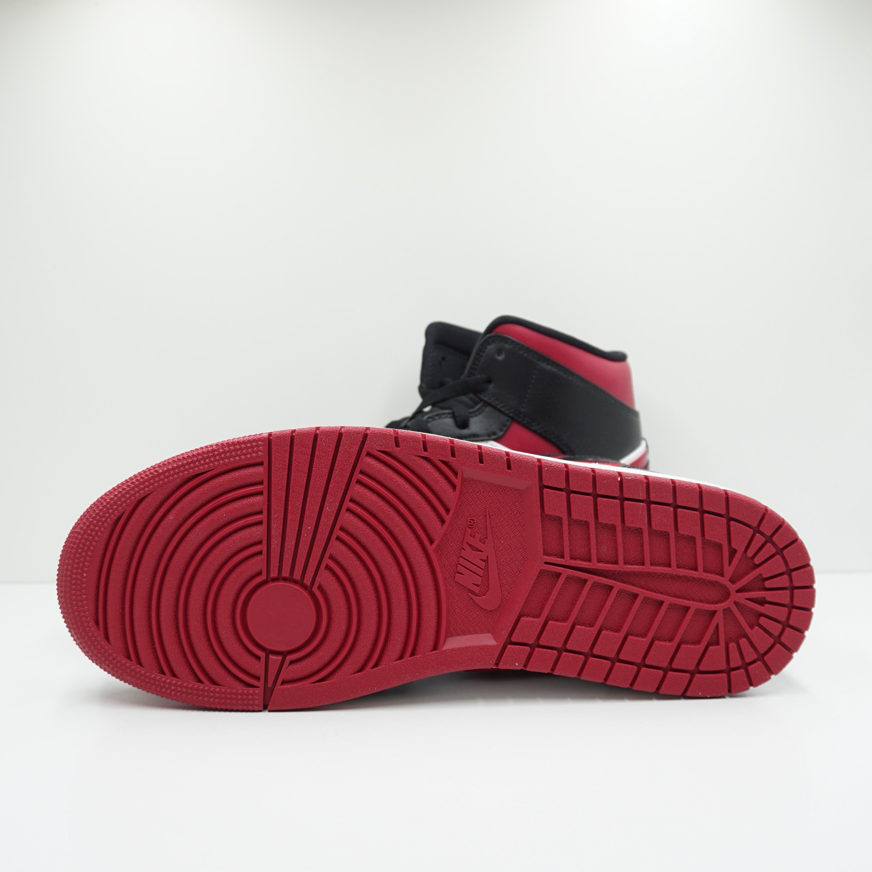 Jordan 1 Mid Bred Toe
