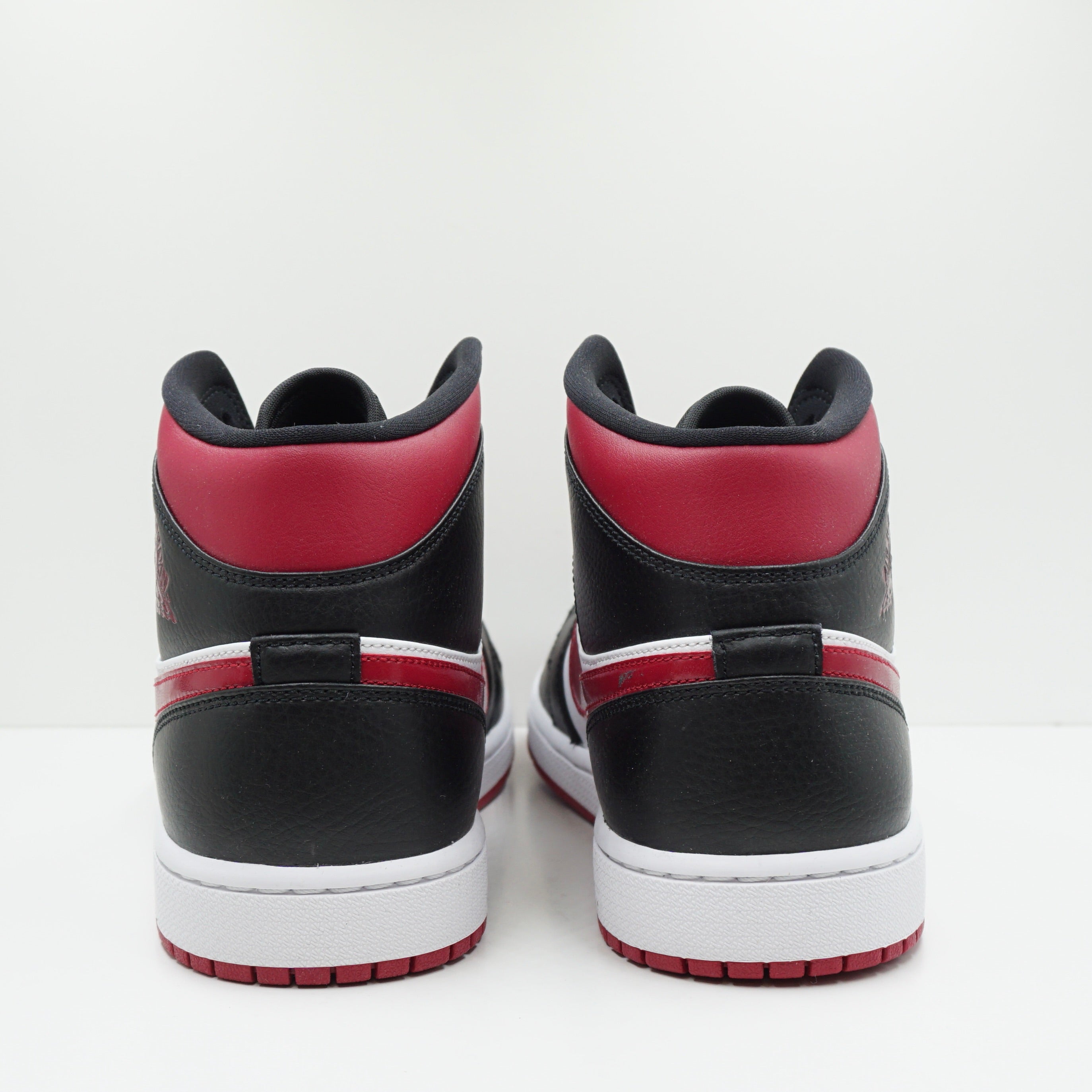 Jordan 1 Mid Bred Toe