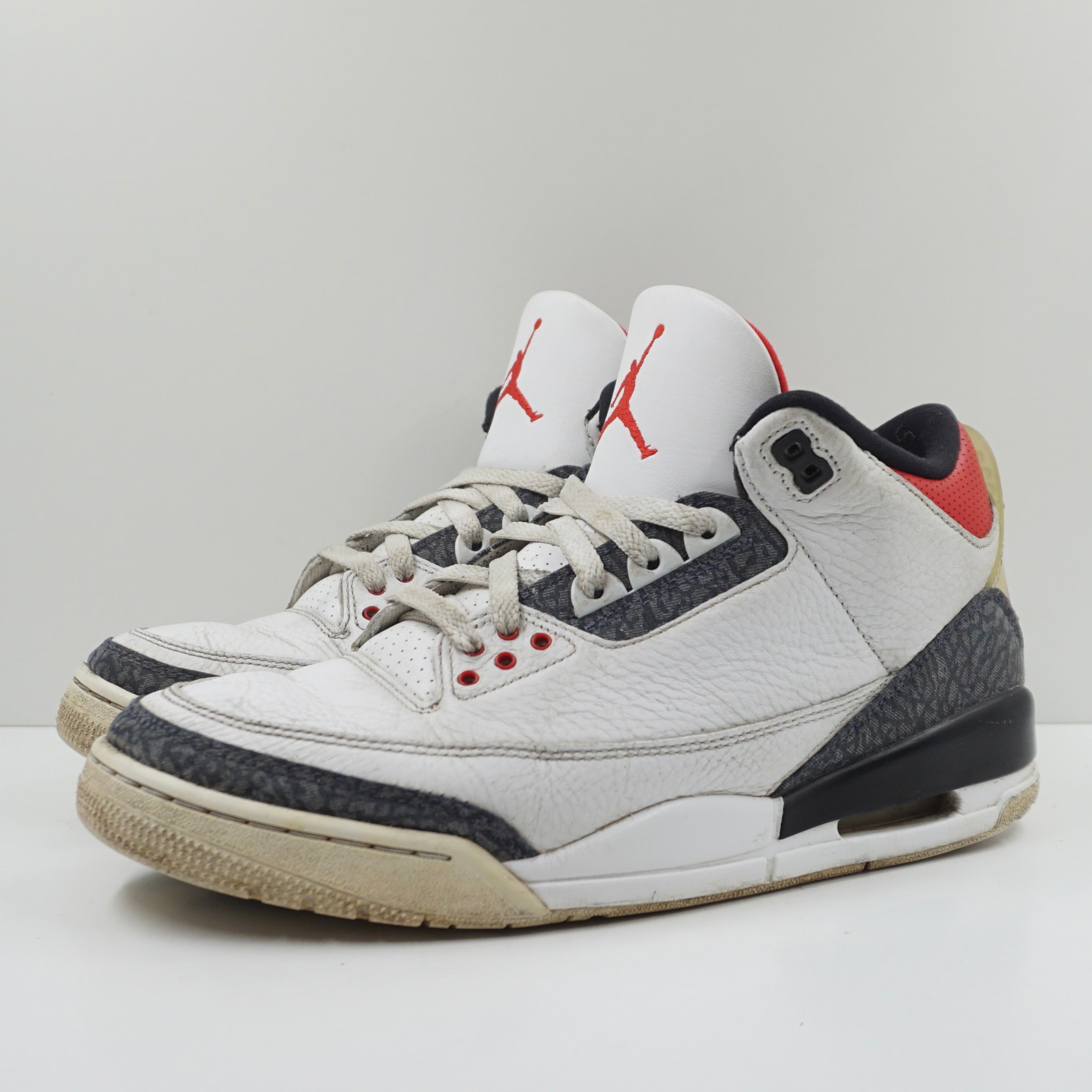 Jordan 3 Retro SE Fire Red Denim 2020