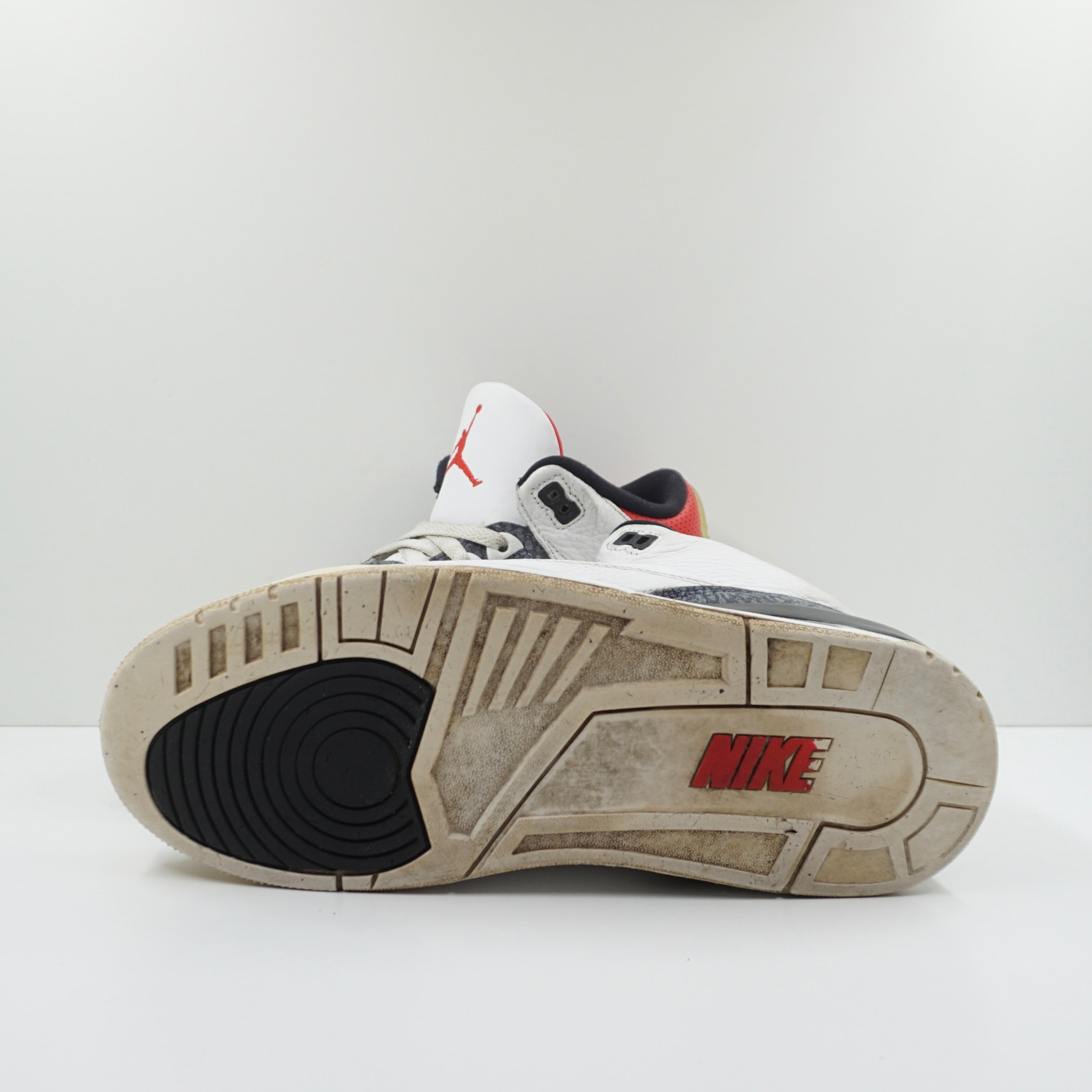 Jordan 3 Retro SE Fire Red Denim (2020)