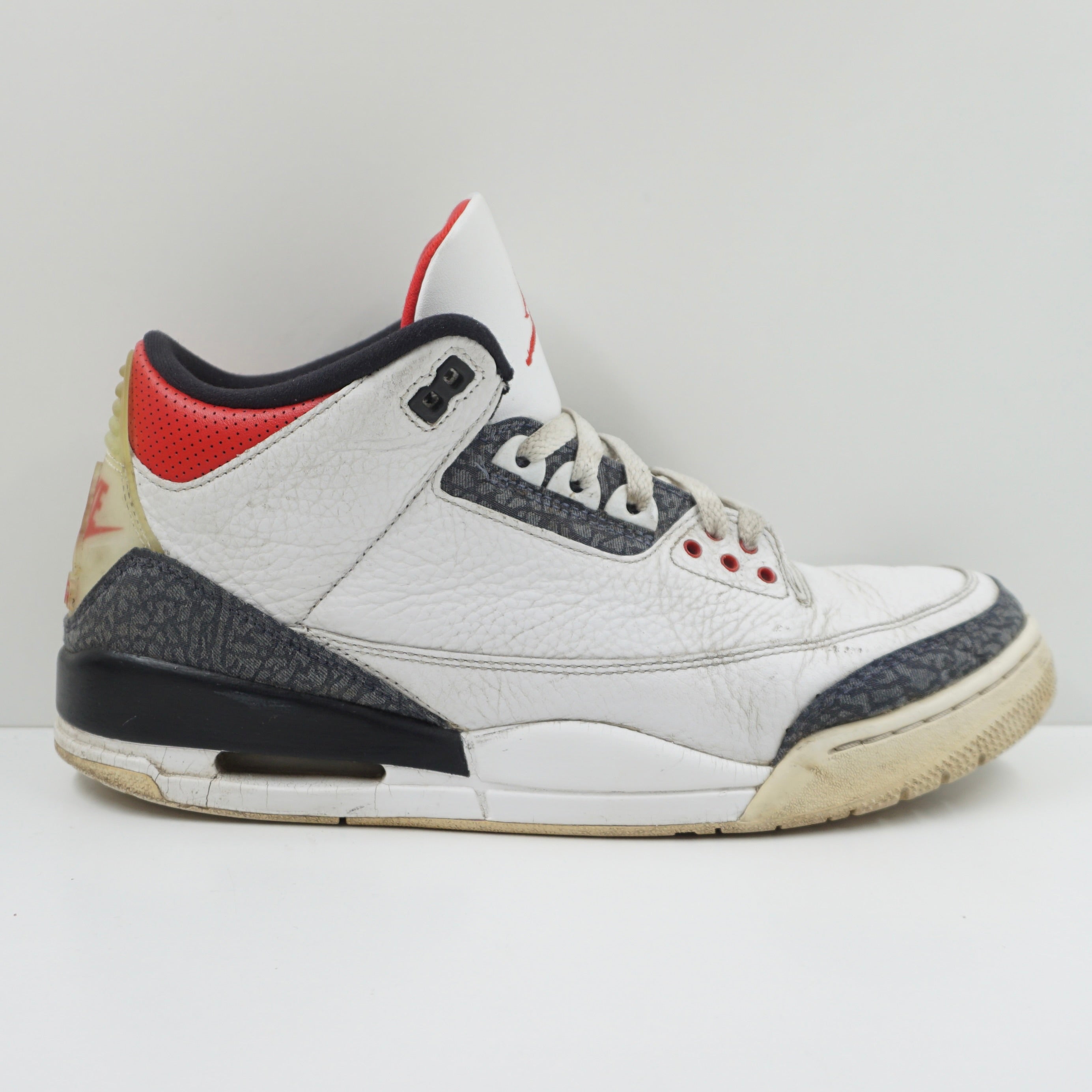 Jordan 3 Retro SE Fire Red Denim (2020)